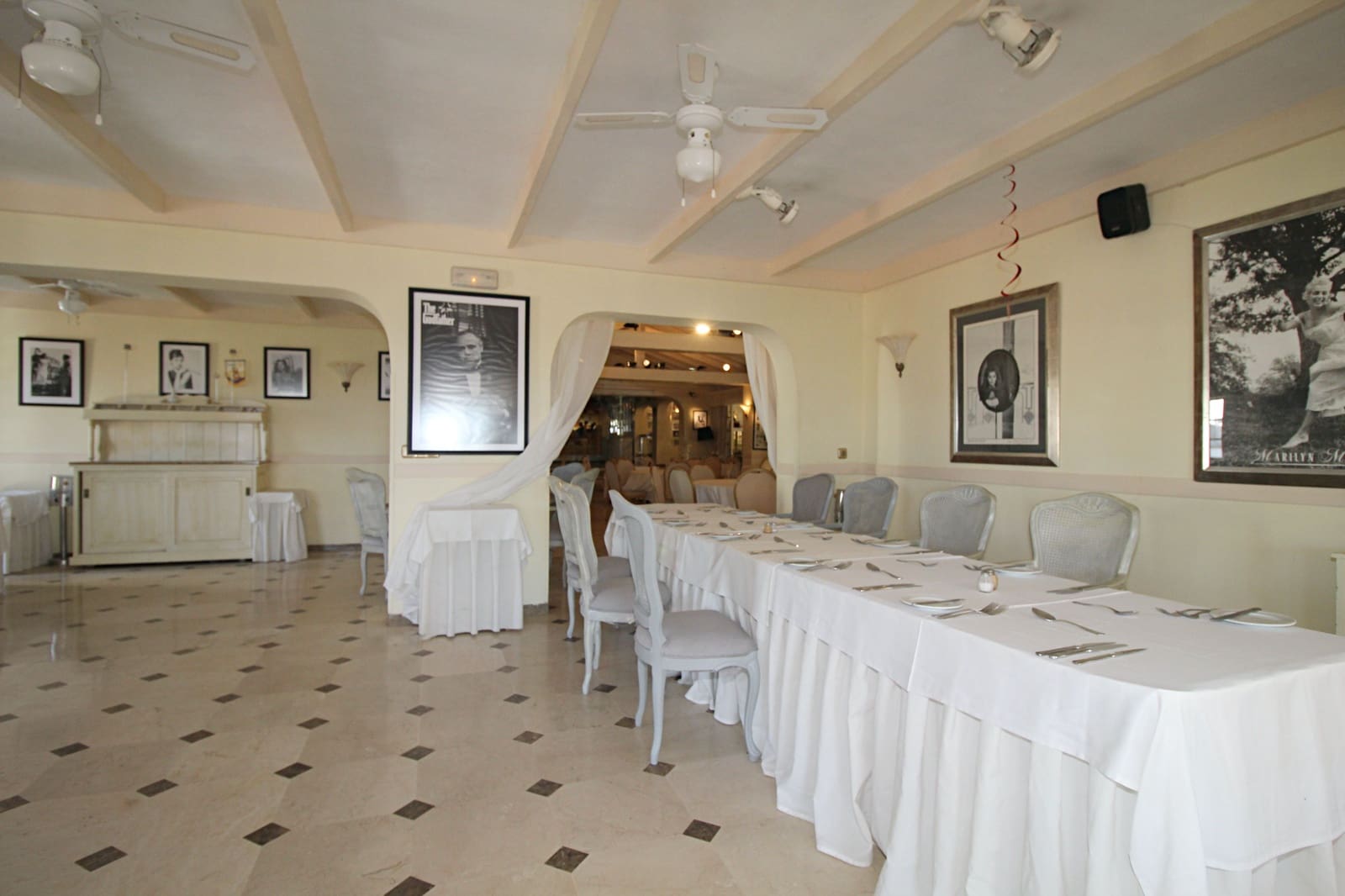 Restaurant/Bar til salg i Mijas Costa med swimmingpool - € 1.650.000 (Ref: 5635343)