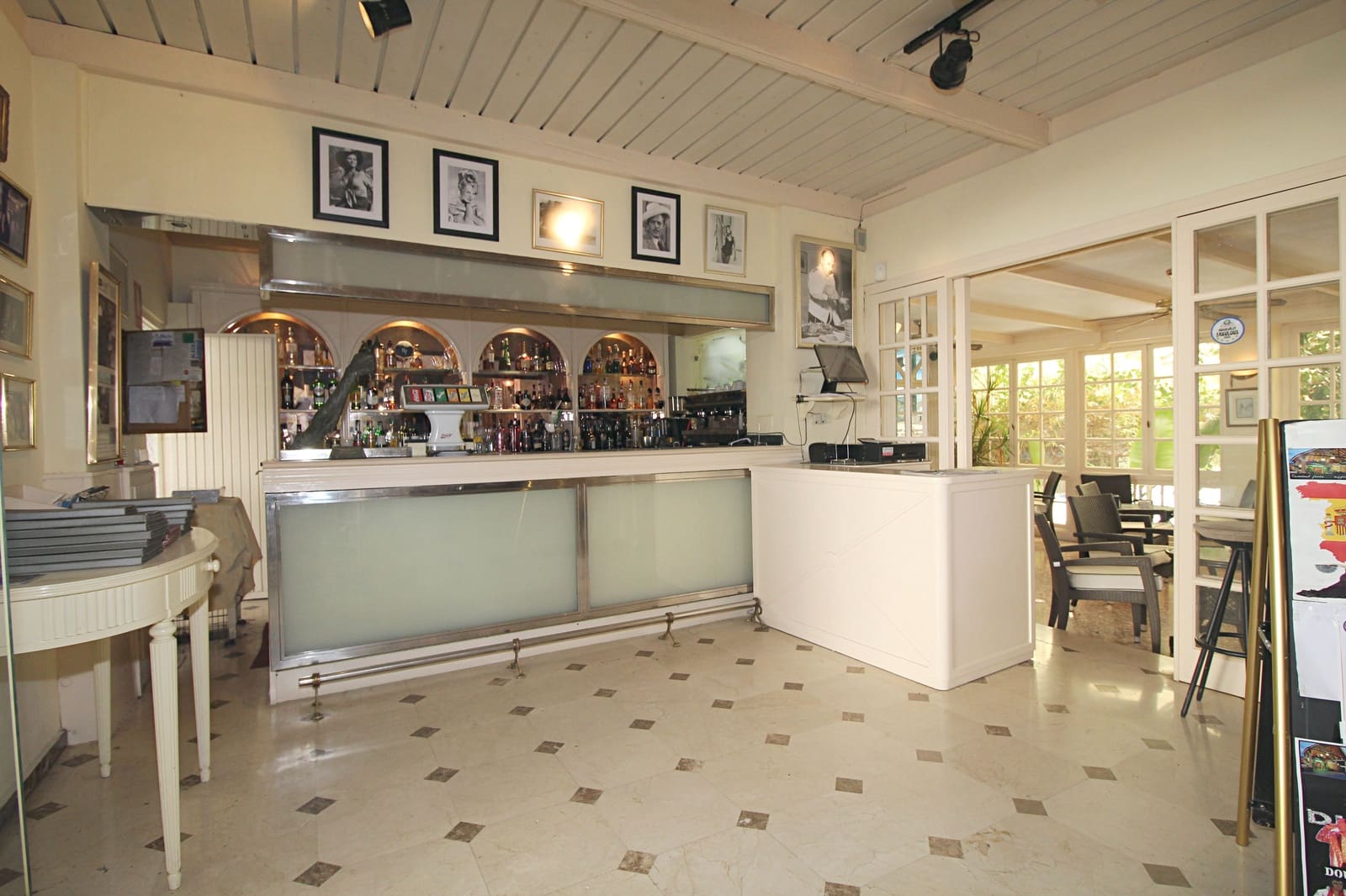 Restaurant/Bar til salg i Mijas Costa med swimmingpool - € 1.650.000 (Ref: 5635343)