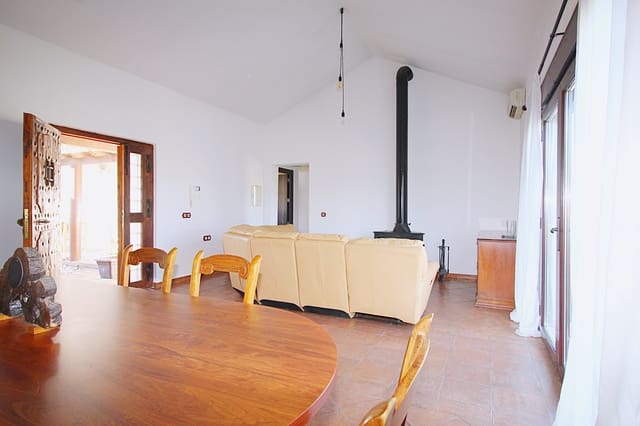 5 bedroom Finca/Country House for rent in Cártama with pool - € 2,200 (Ref: 5700048)