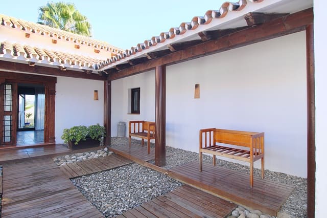 5 bedroom Finca/Country House for rent in Cártama with pool - € 2,200 (Ref: 5700048)