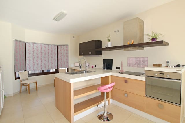 4 soverom Villa til leie i Coín med svømmebasseng - € 2 000 (Ref: 5811701)