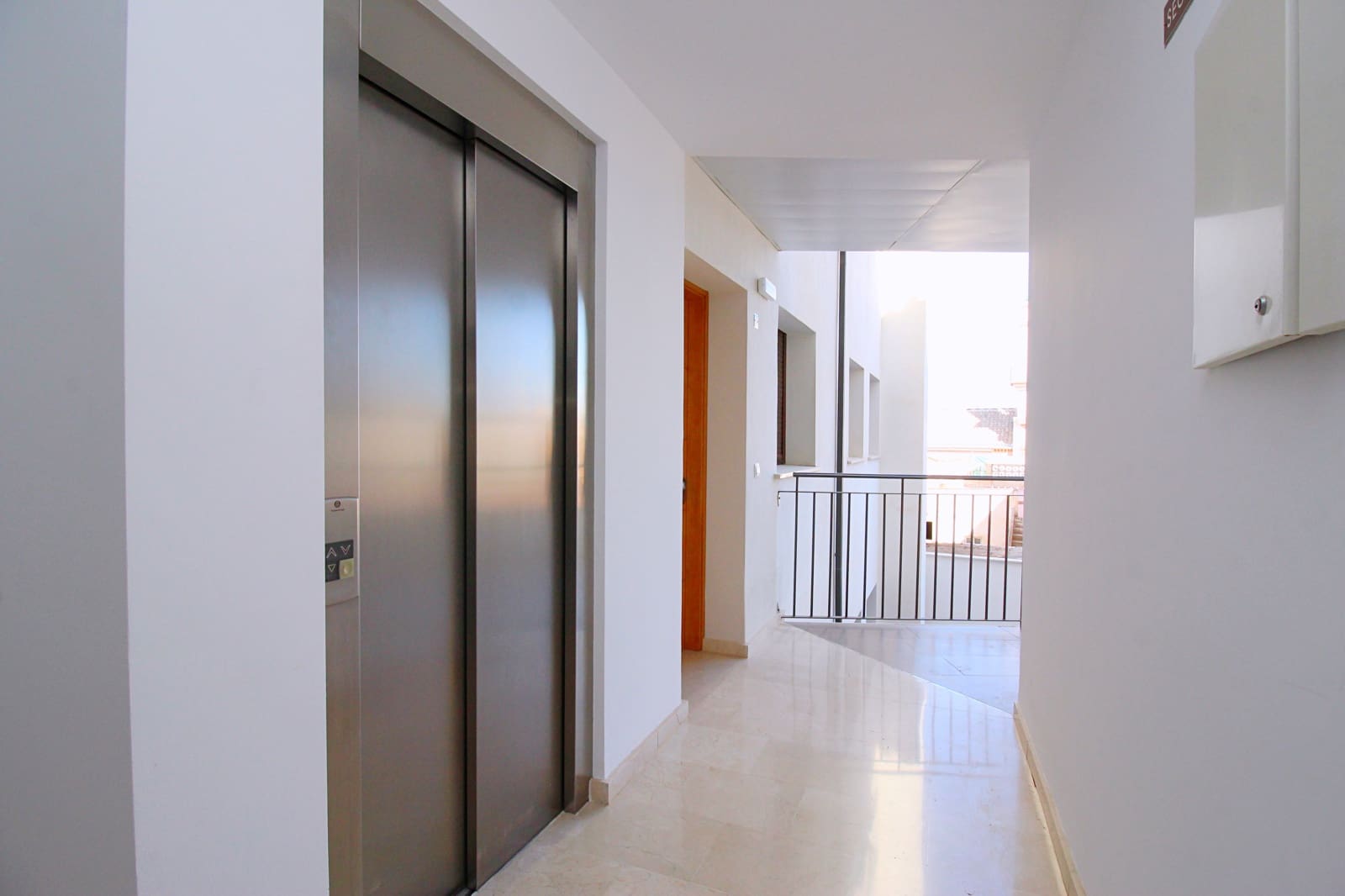 Appartement de 2 chambres à louer à Coin - 700 € (Ref: 6019442)