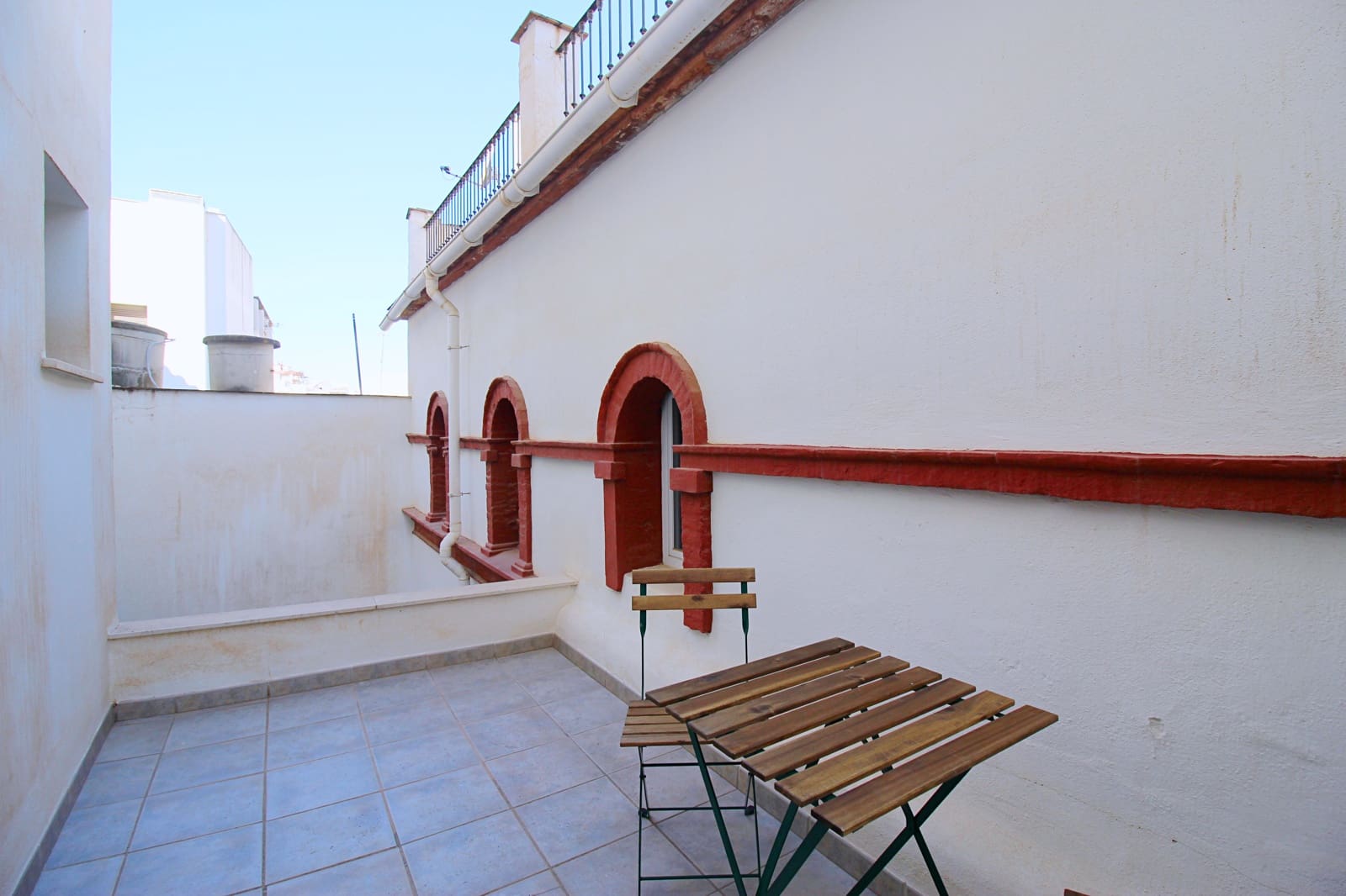 Appartement de 2 chambres à louer à Coin - 700 € (Ref: 6019442)