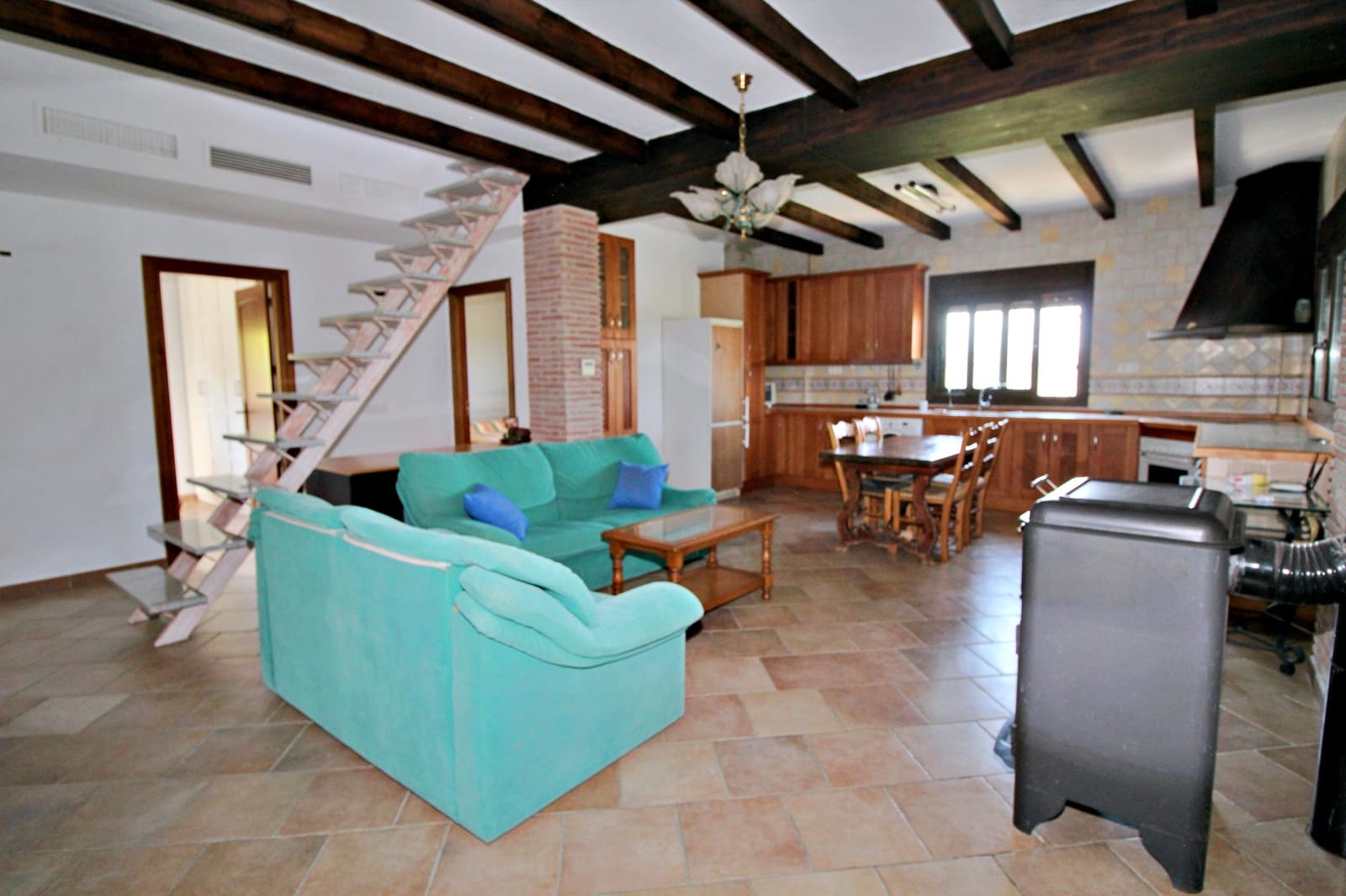 4 soveværelse Finca/Landehus til salg i Coin med swimmingpool garage - € 650.000 (Ref: 6261804)