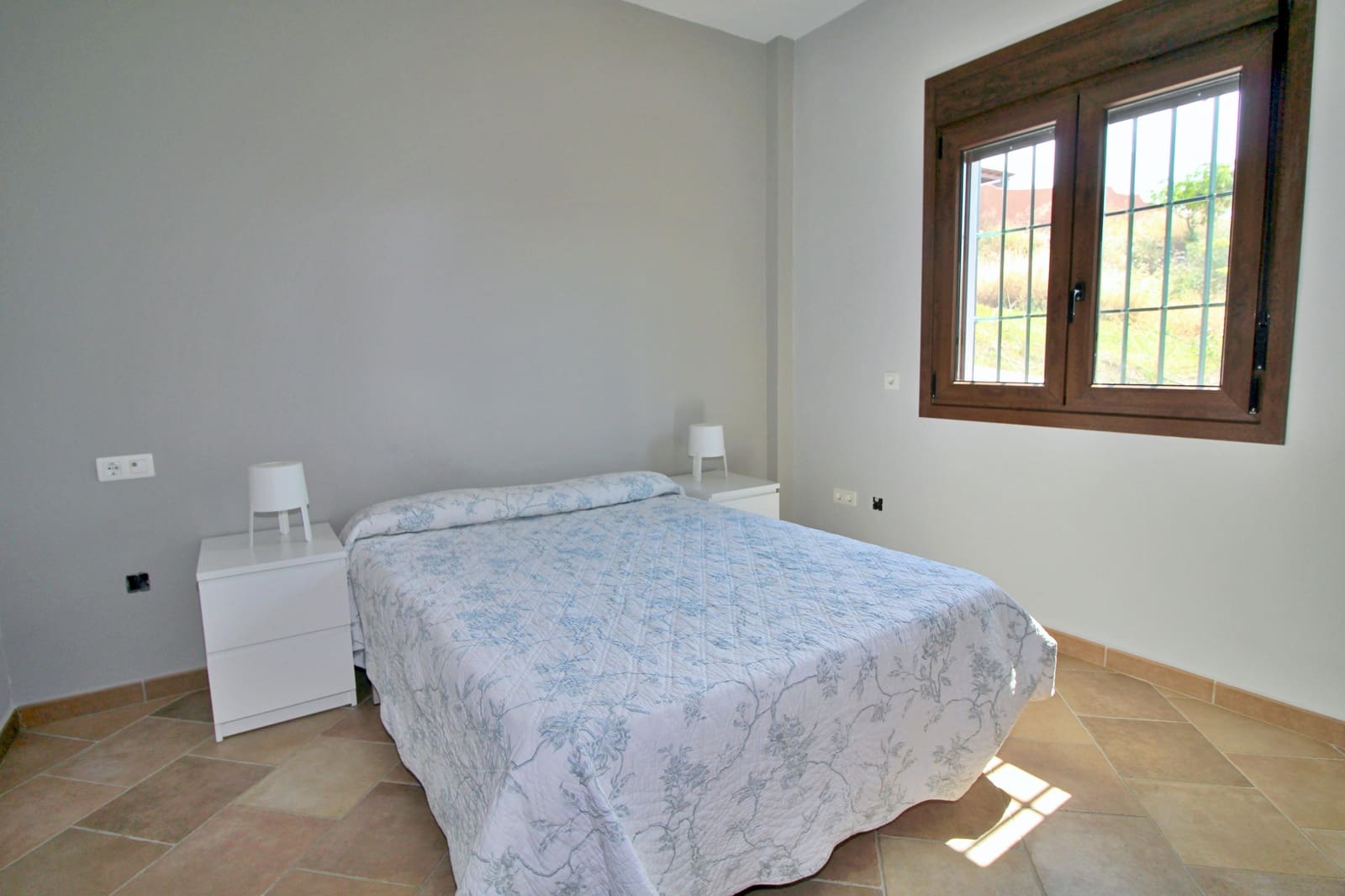 4 soveværelse Finca/Landehus til salg i Coin med swimmingpool garage - € 650.000 (Ref: 6261804)