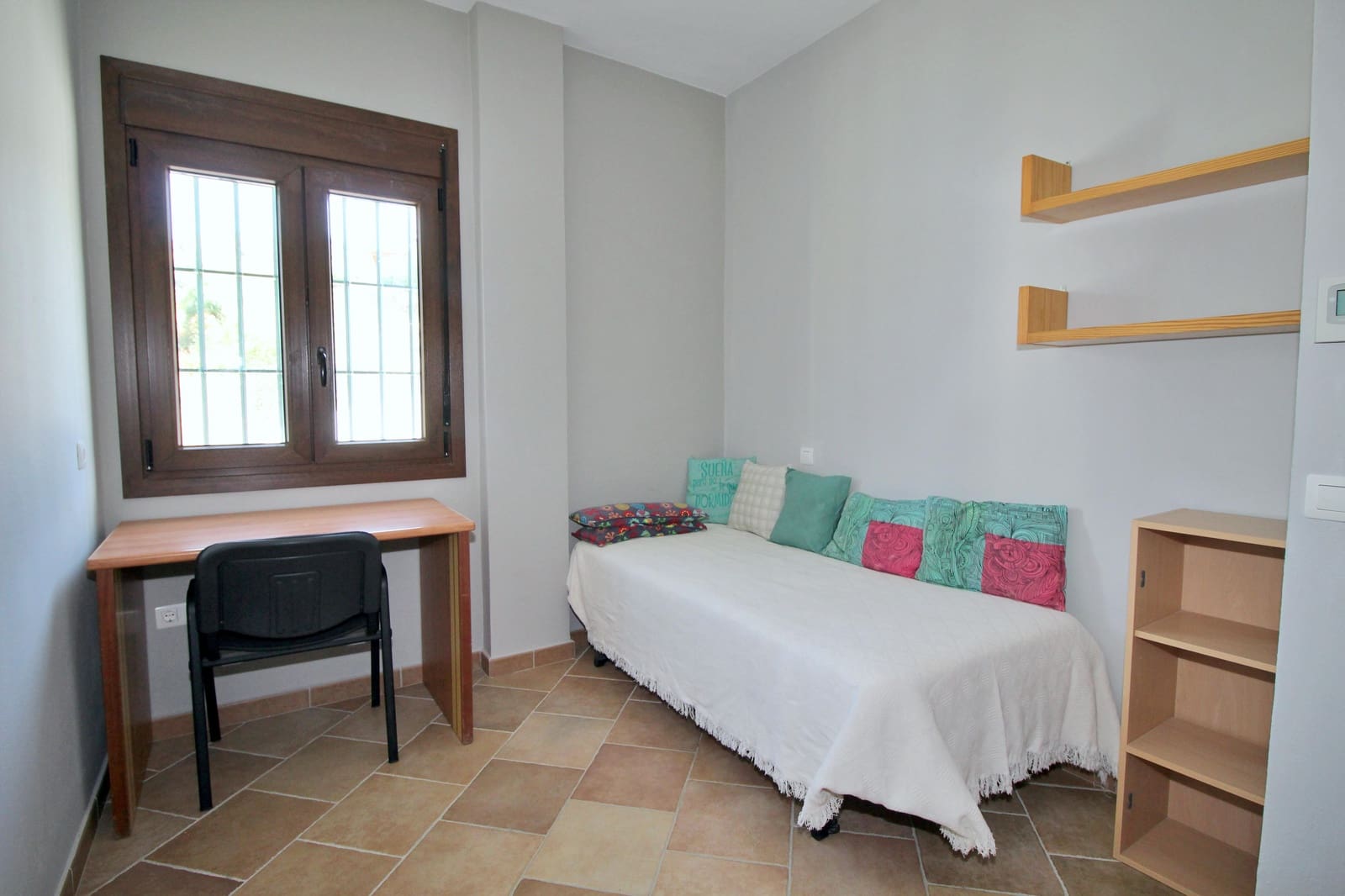 4 soveværelse Finca/Landehus til salg i Coin med swimmingpool garage - € 650.000 (Ref: 6261804)