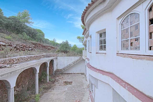 9 sypialnia Willa na sprzedaż w Alhaurín el Grande z basenem - 875 000 € (Ref: 6357855)