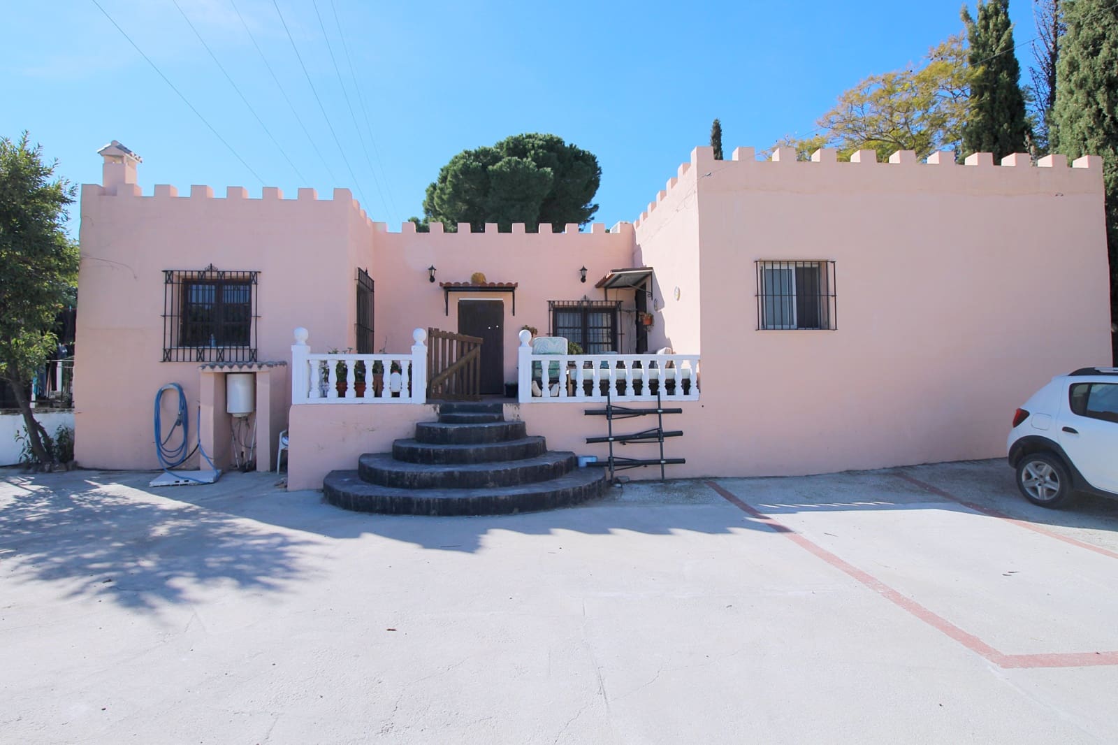 6 soveværelse Villa til salg i Alhaurin de la Torre med swimmingpool - € 450.000 (Ref: 6658247)