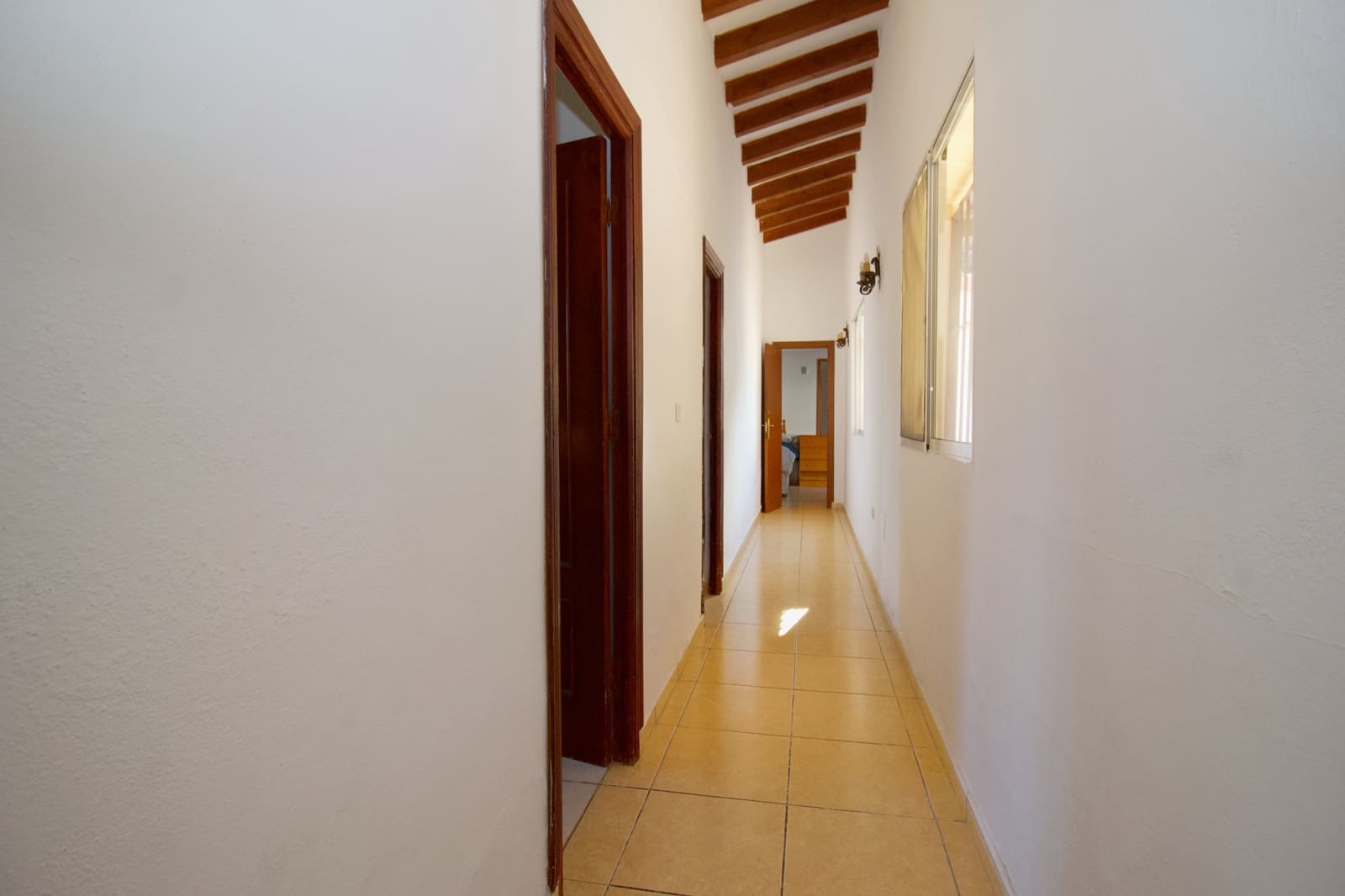 3 soverom Villa til leie i Coin med svømmebasseng garasje - € 1 700 (Ref: 6672874)