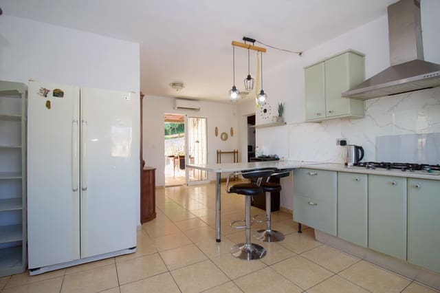 3 bedroom Villa for rent in Coín with pool garage - € 1,700 (Ref: 6672874)