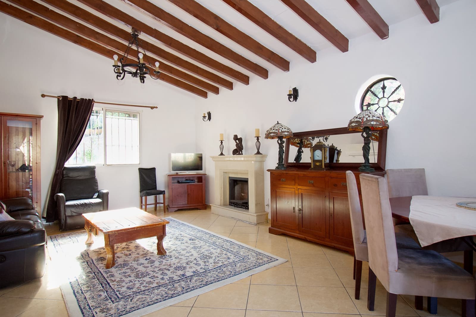 3 soverom Villa til leie i Coin med svømmebasseng garasje - € 1 700 (Ref: 6672874)