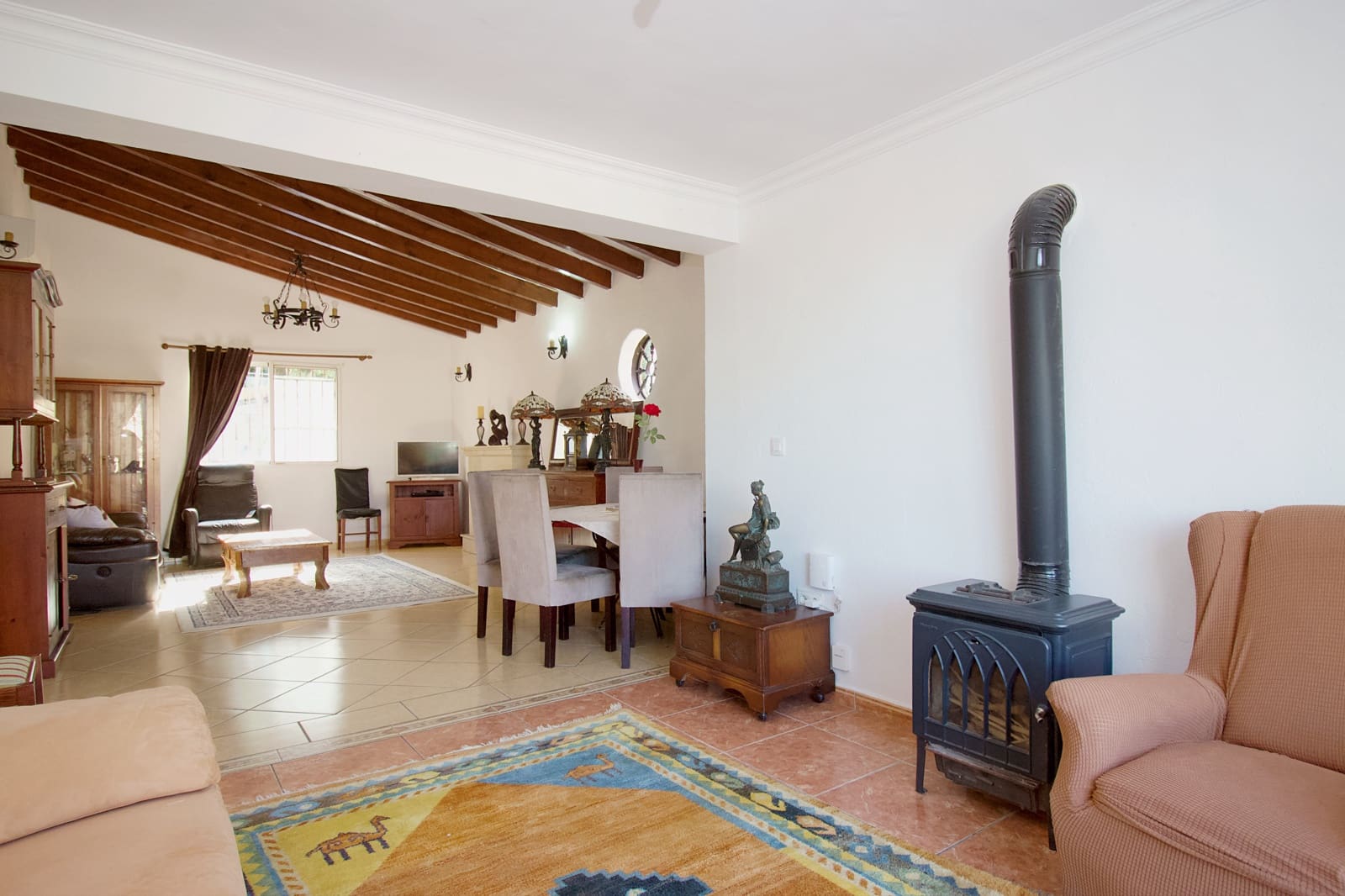 3 soverom Villa til leie i Coin med svømmebasseng garasje - € 1 700 (Ref: 6672874)