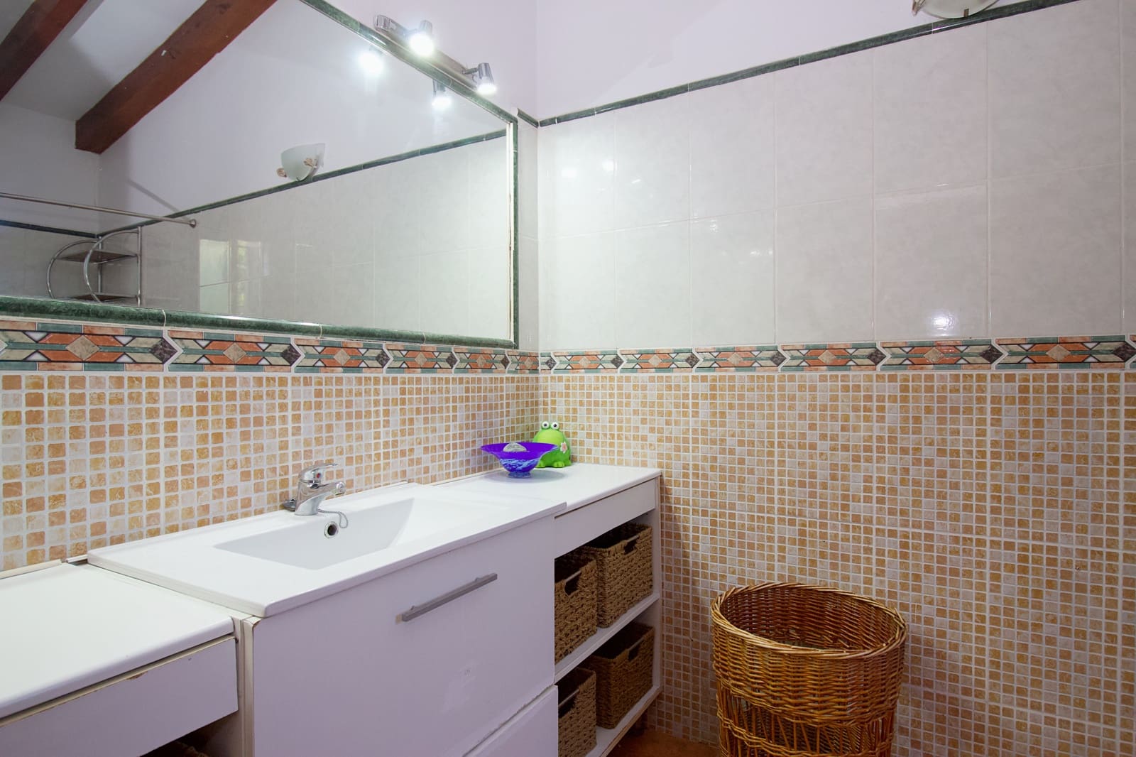 3 soverom Villa til leie i Coin med svømmebasseng garasje - € 1 700 (Ref: 6672874)