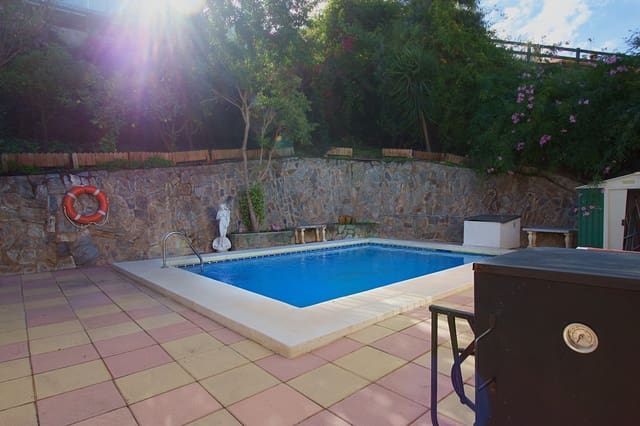 3 bedroom Villa for rent in Coín with pool garage - € 1,700 (Ref: 6672874)