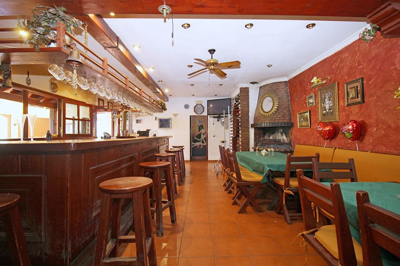 Restaurant/Bar til salg i Marbesa - € 850.000 (Ref: 6881709)