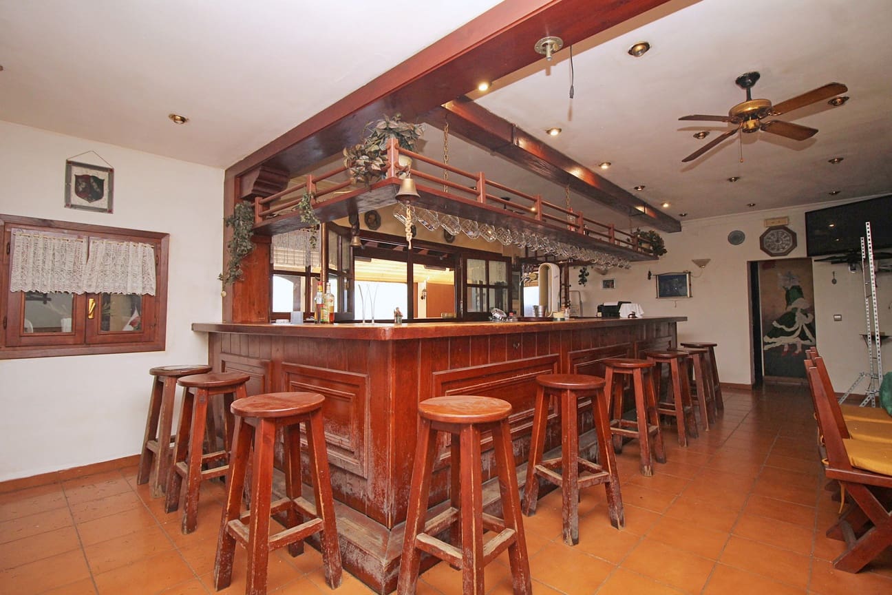 Restaurant/Bar til salg i Marbesa - € 850.000 (Ref: 6881709)