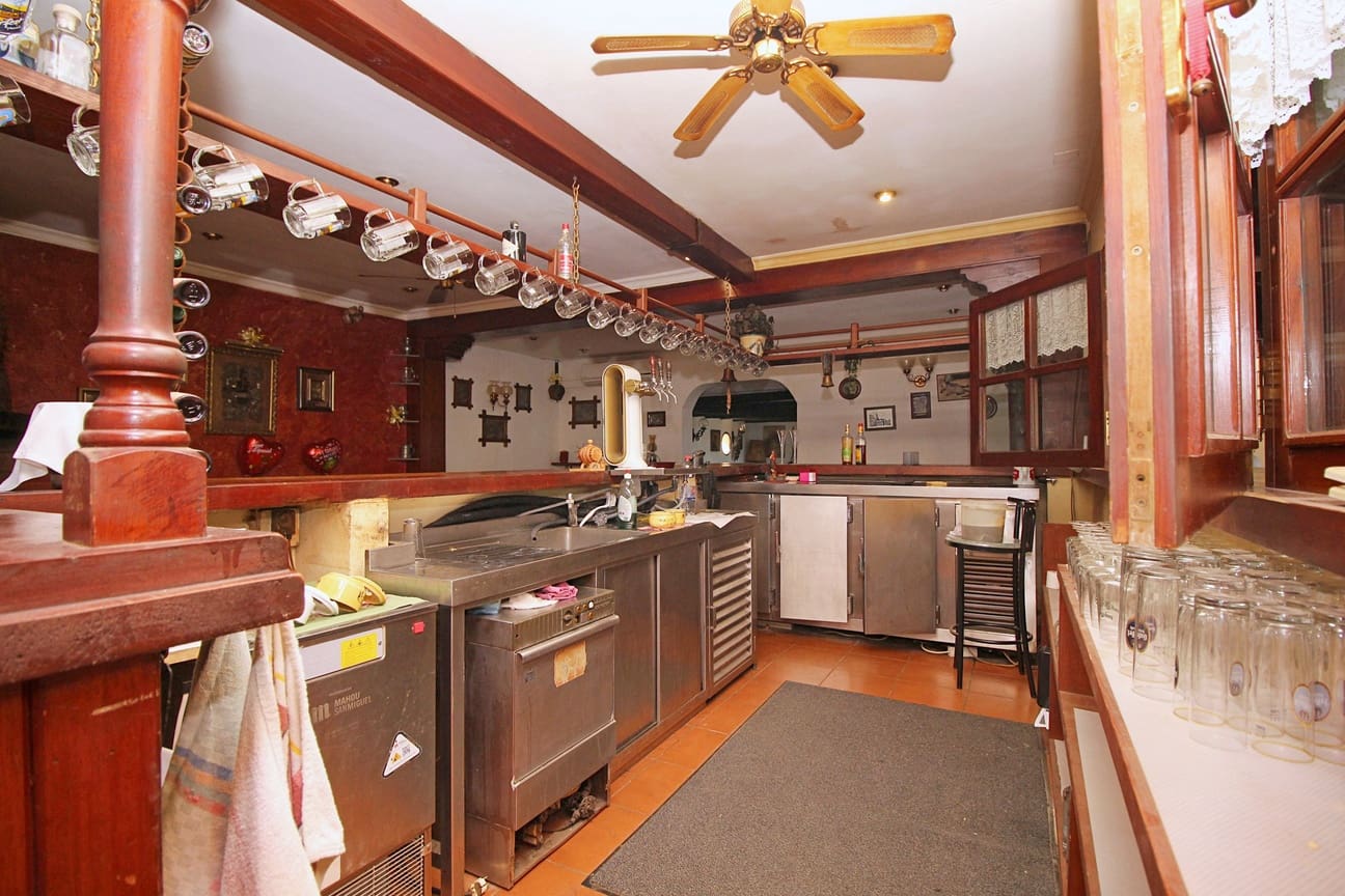 Restaurant/Bar til salg i Marbesa - € 850.000 (Ref: 6881709)