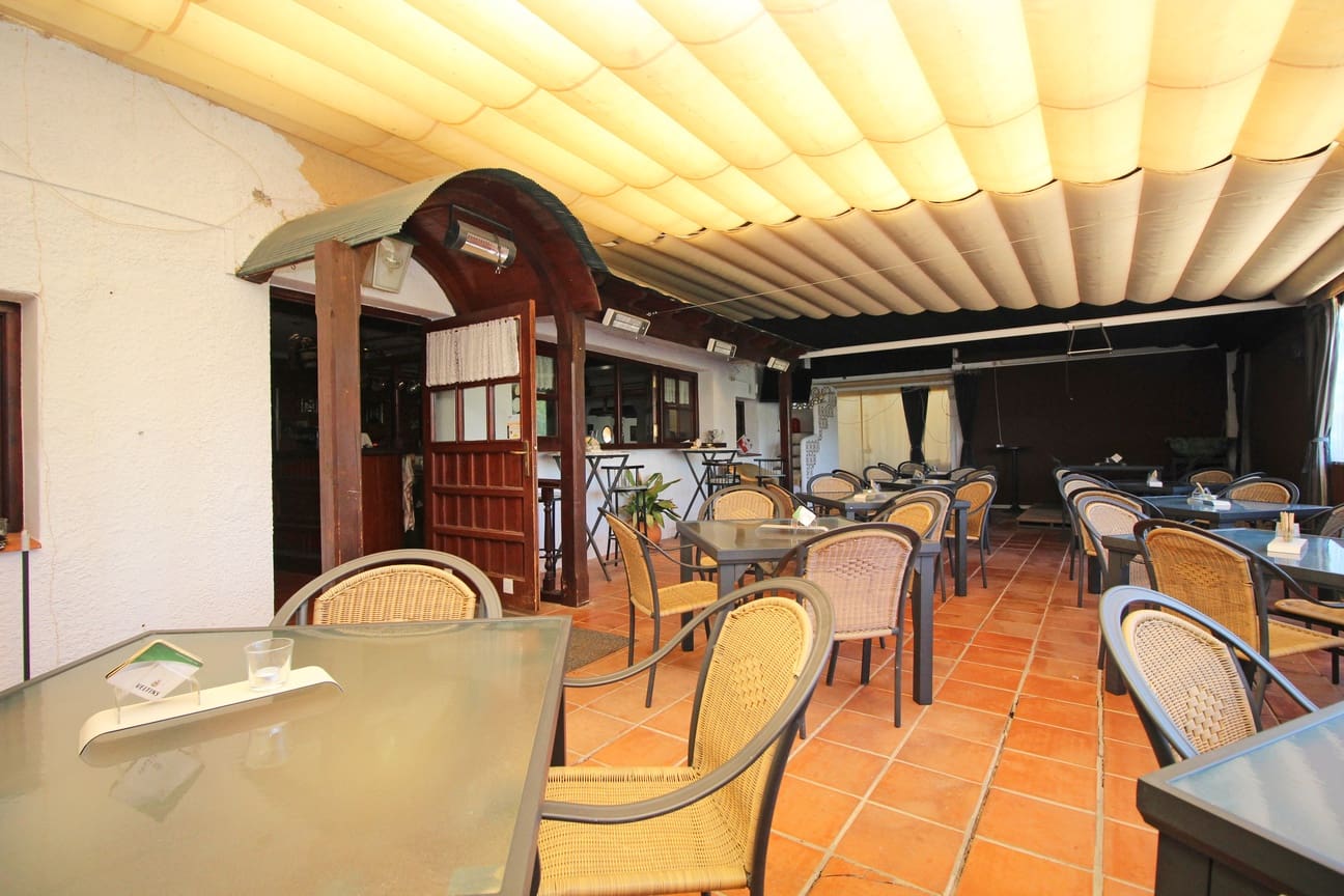 Restaurant/Bar til salg i Marbesa - € 850.000 (Ref: 6881709)
