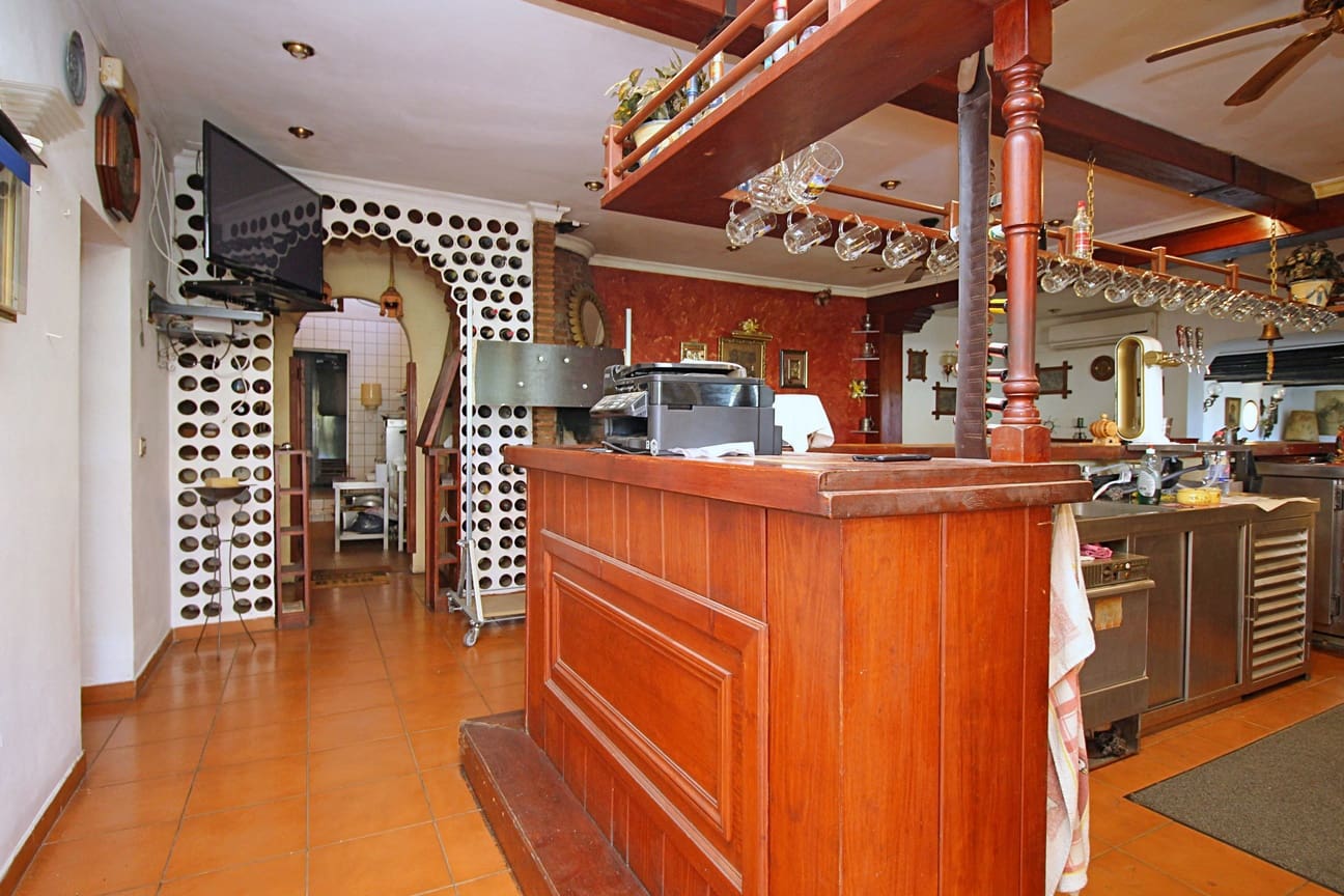 Restaurant/Bar til salg i Marbesa - € 850.000 (Ref: 6881709)
