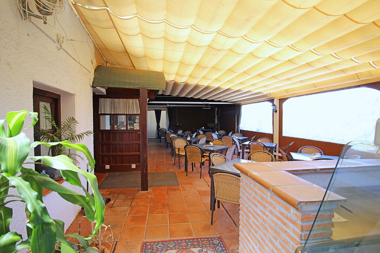 Restaurant/Bar til salg i Marbesa - € 850.000 (Ref: 6881709)