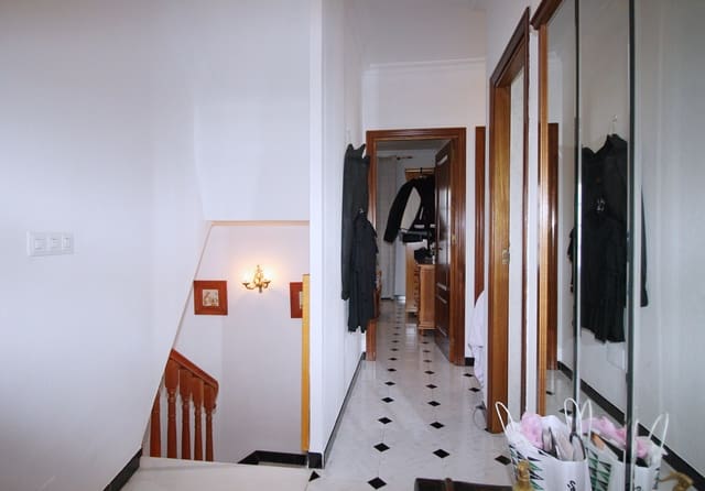 4 bedroom Apartment for sale in Coín - € 850,000 (Ref: 7350111)