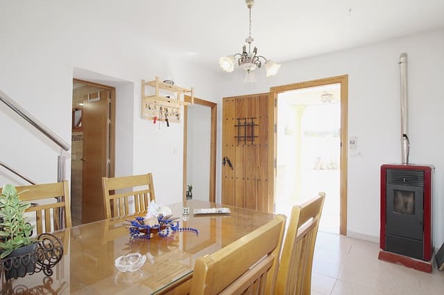 2 soverom Finca/Herregård til salgs i Coín med svømmebasseng garasje - € 299 900 (Ref: 7424506)