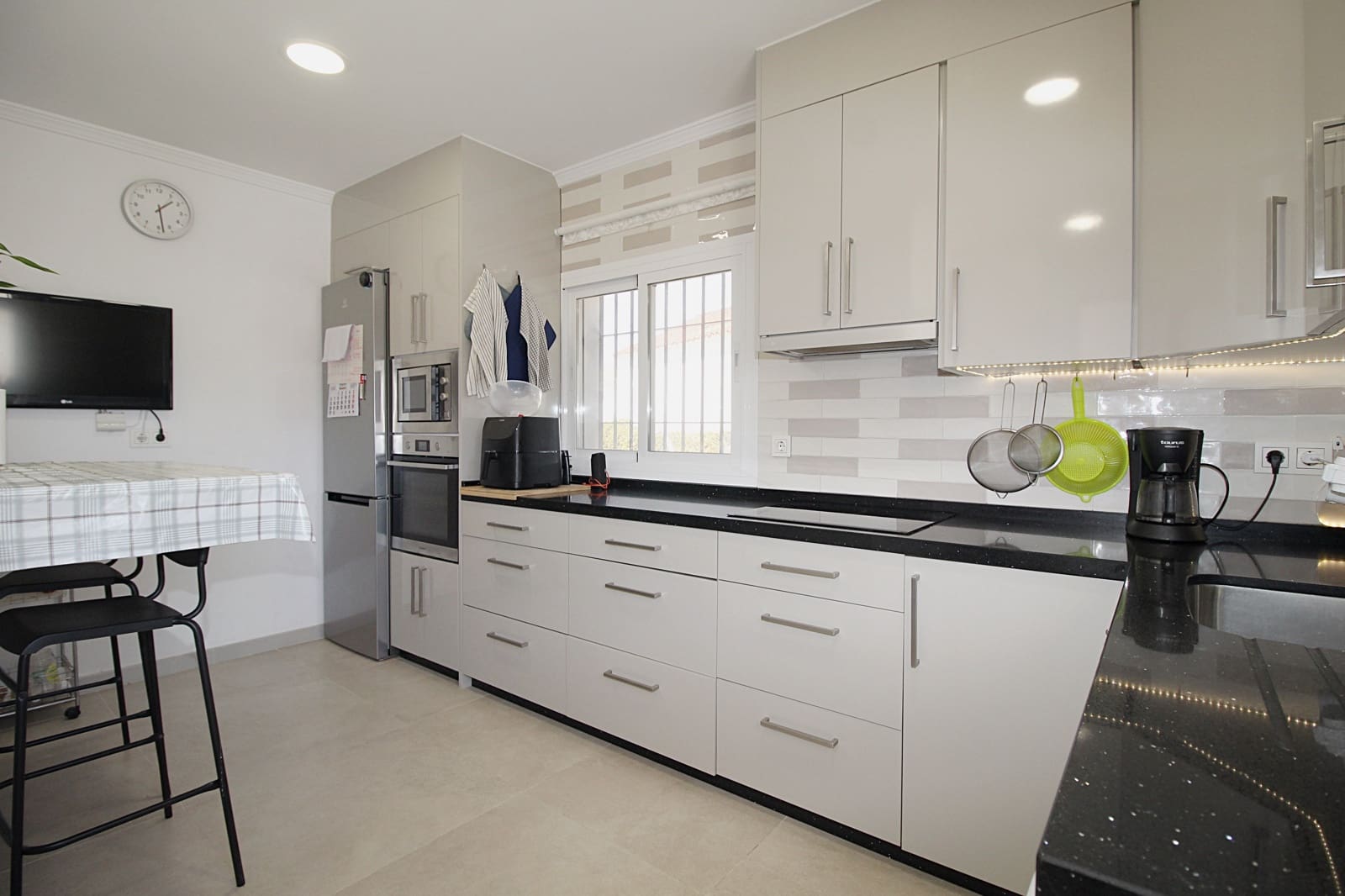 2 sovrum Finca/Hus på landet till salu i Coin med pool garage - 299 900 € (Ref: 7424506)