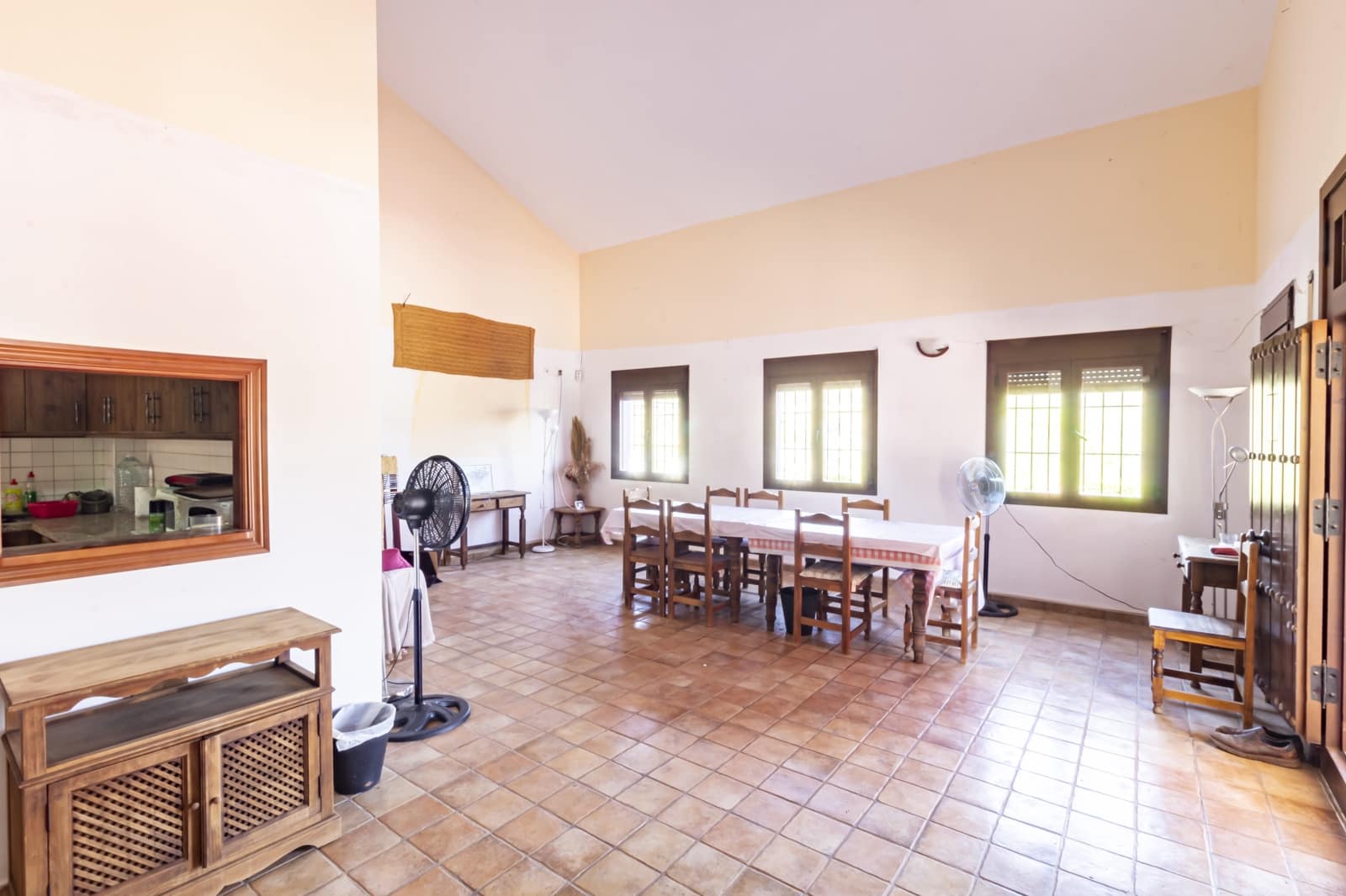 11 soveværelse Finca/Landehus til salg i Guaro med swimmingpool garage - € 780.000 (Ref: 7742096)