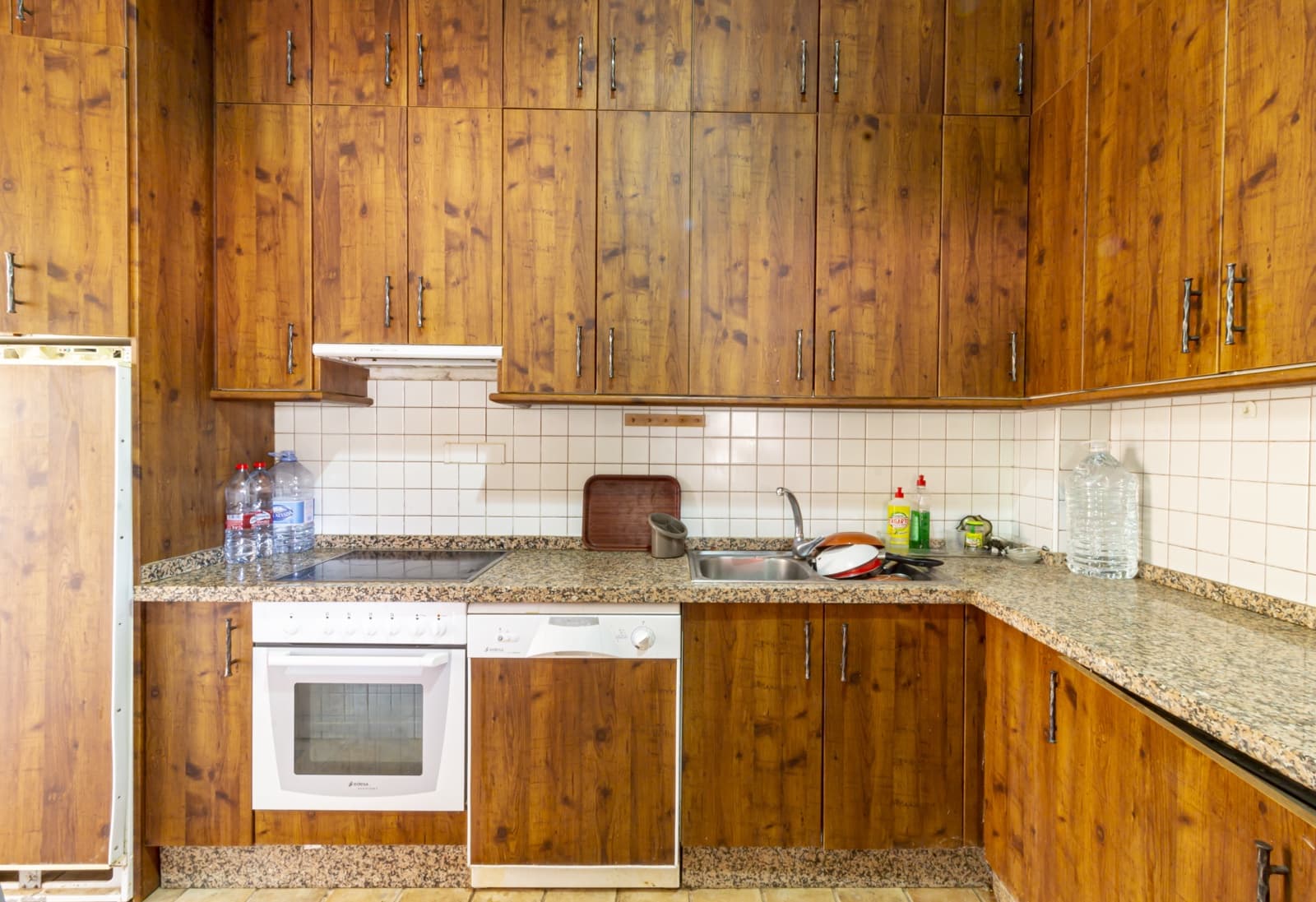 11 soveværelse Finca/Landehus til salg i Guaro med swimmingpool garage - € 780.000 (Ref: 7742096)