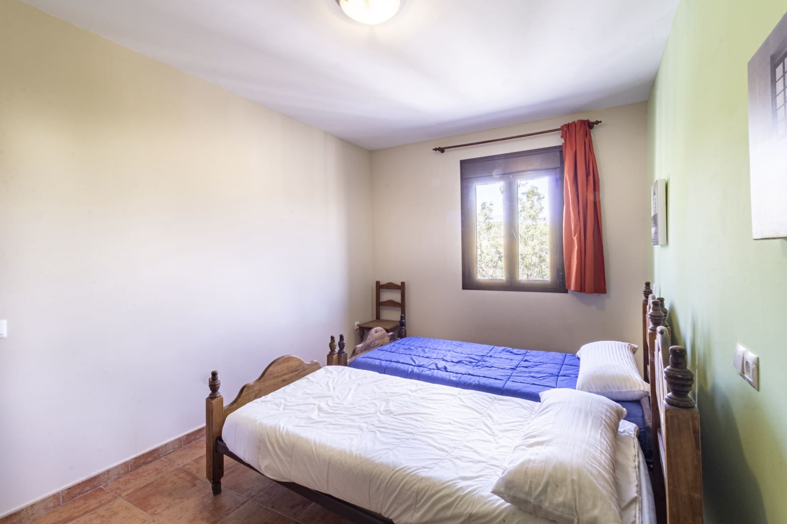 11 soveværelse Finca/Landehus til salg i Guaro med swimmingpool garage - € 780.000 (Ref: 7742096)