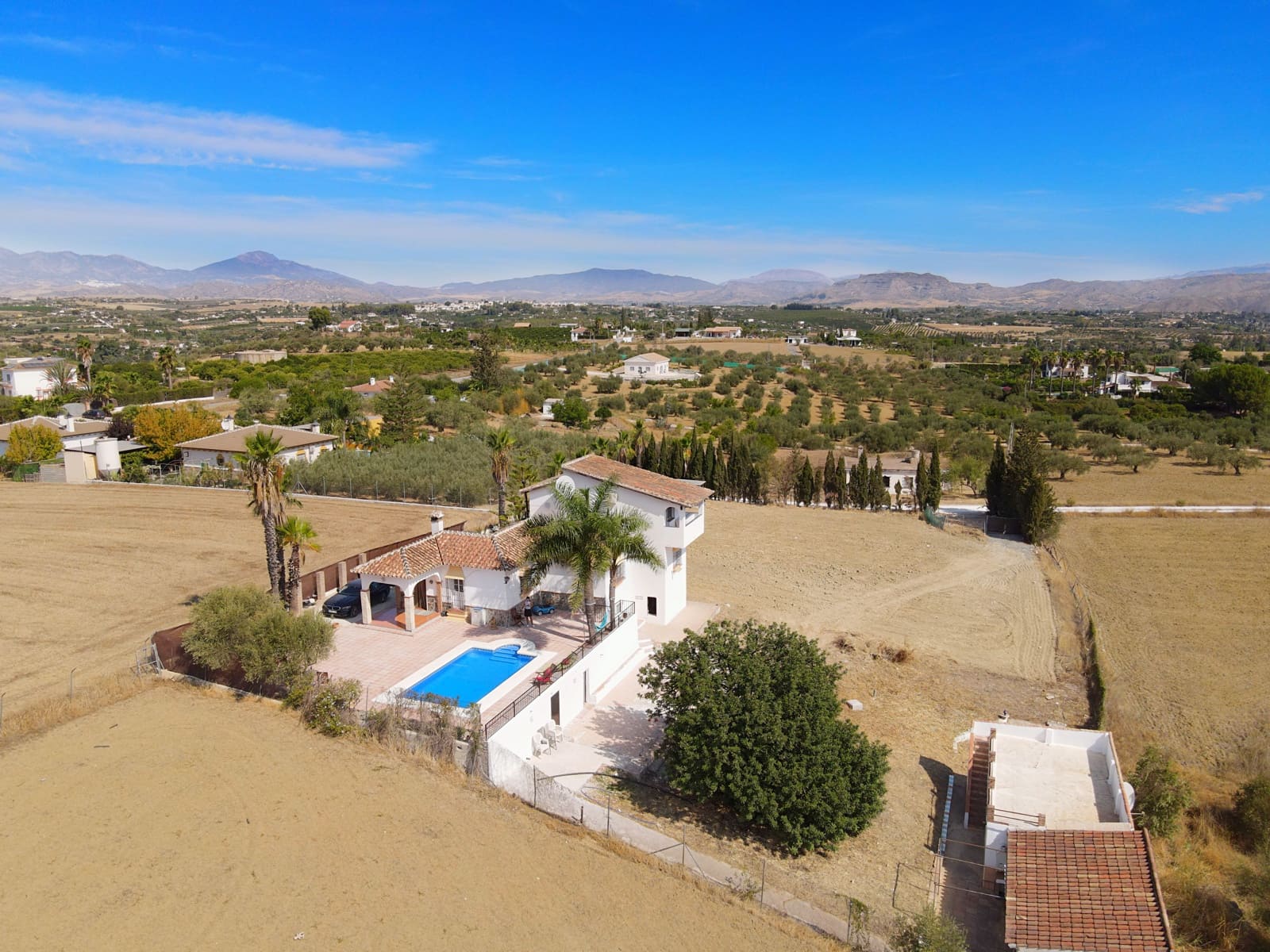 5 bedroom Finca/Country House for sale in Alhaurín el Grande with pool