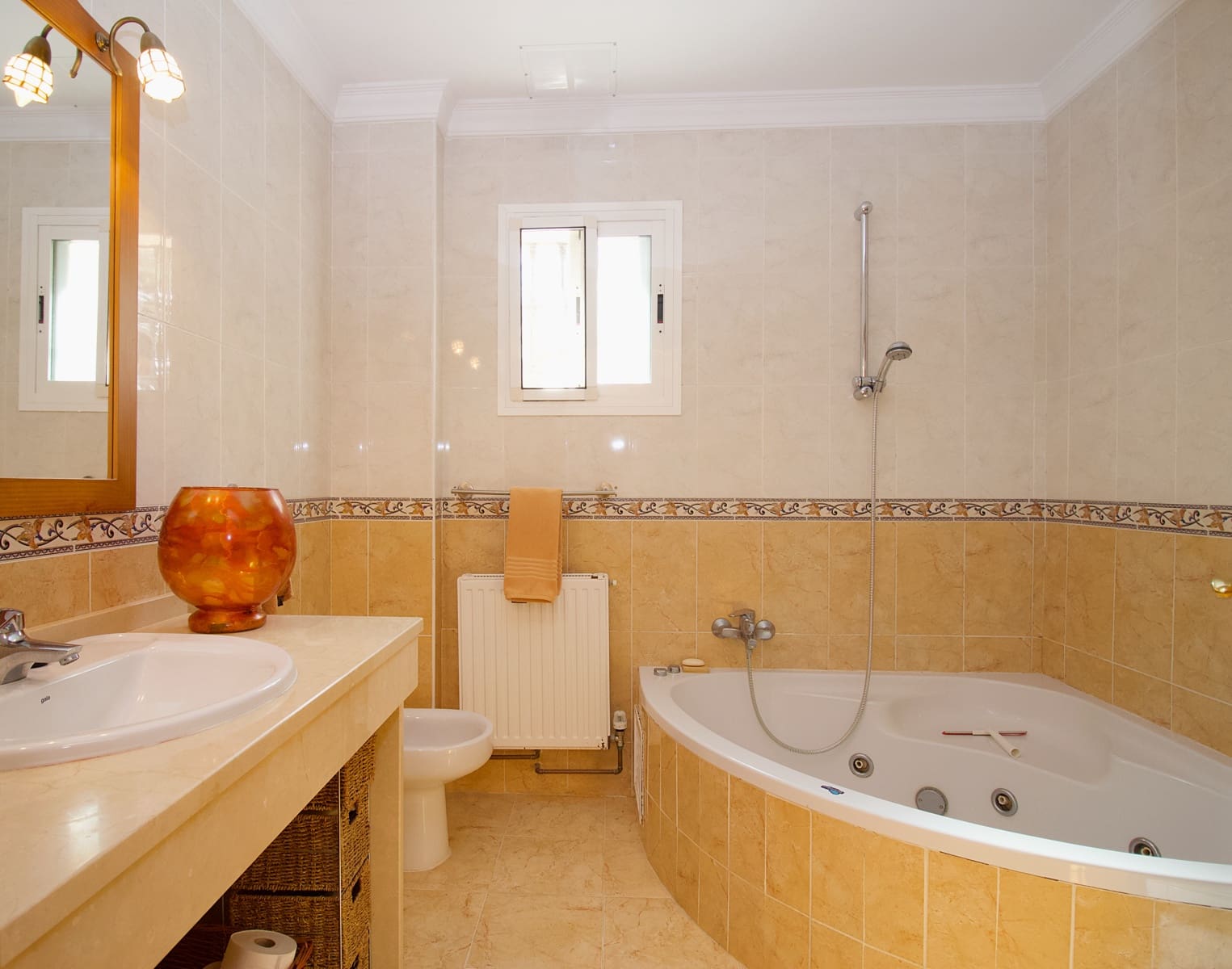 8 soveværelse Finca/Landehus til salg i Monda med swimmingpool garage - € 875.000 (Ref: 8146584)