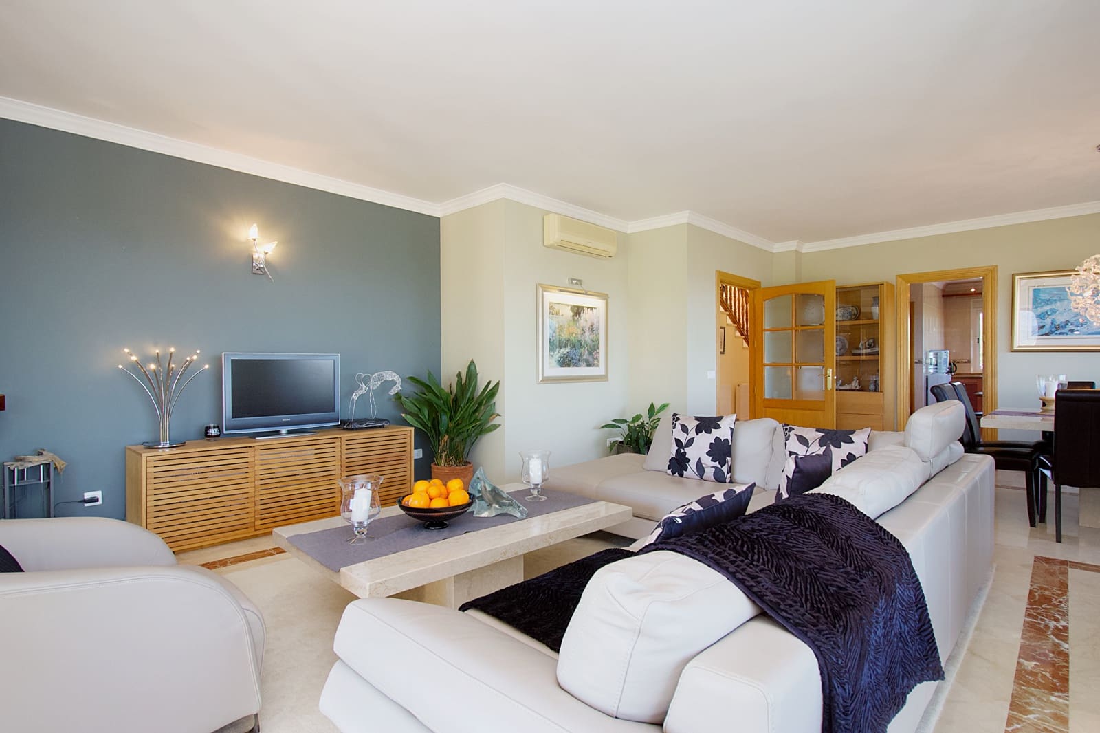 8 soveværelse Finca/Landehus til salg i Monda med swimmingpool garage - € 875.000 (Ref: 8146584)