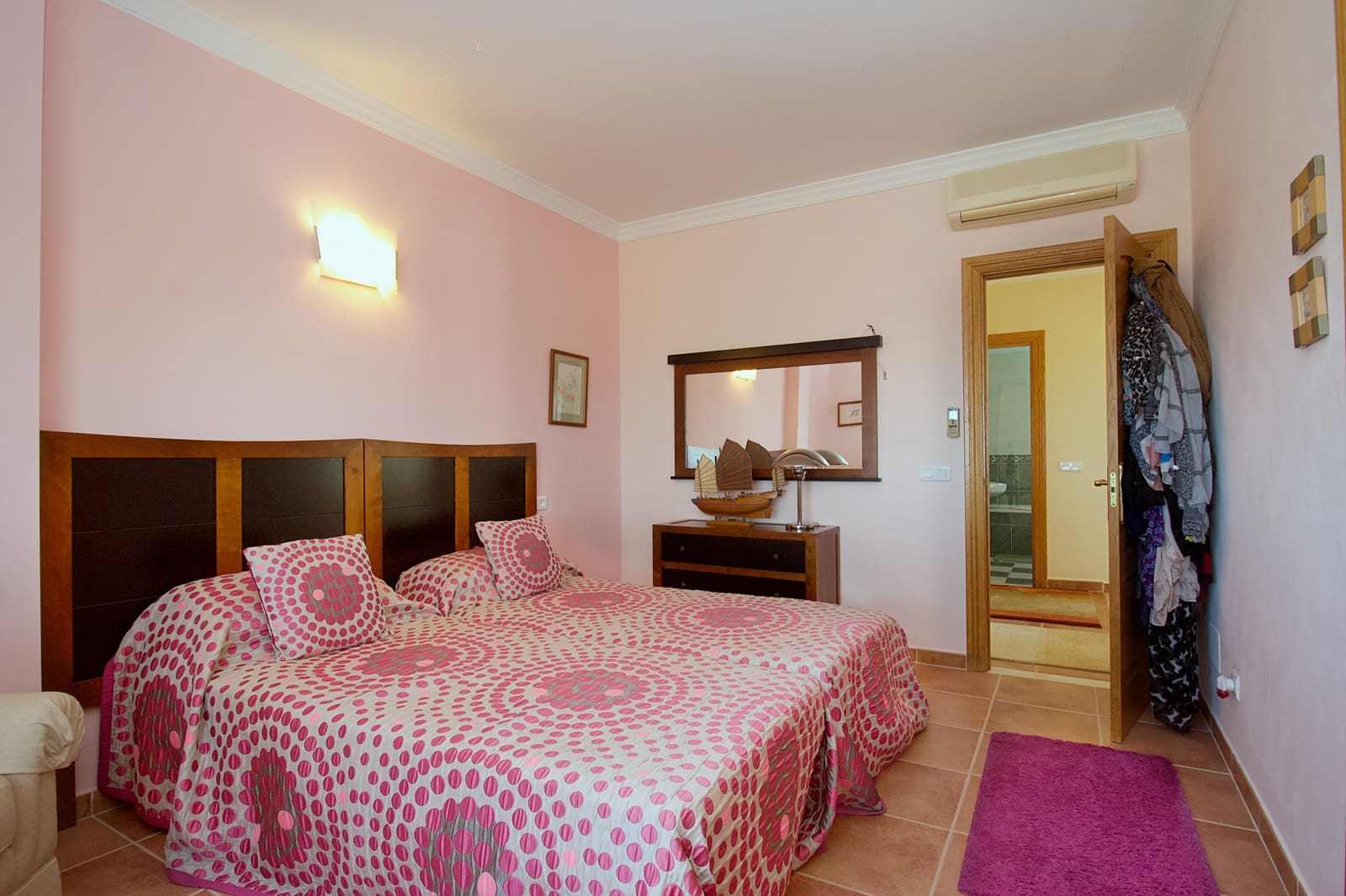 8 soveværelse Finca/Landehus til salg i Monda med swimmingpool garage - € 875.000 (Ref: 8146584)