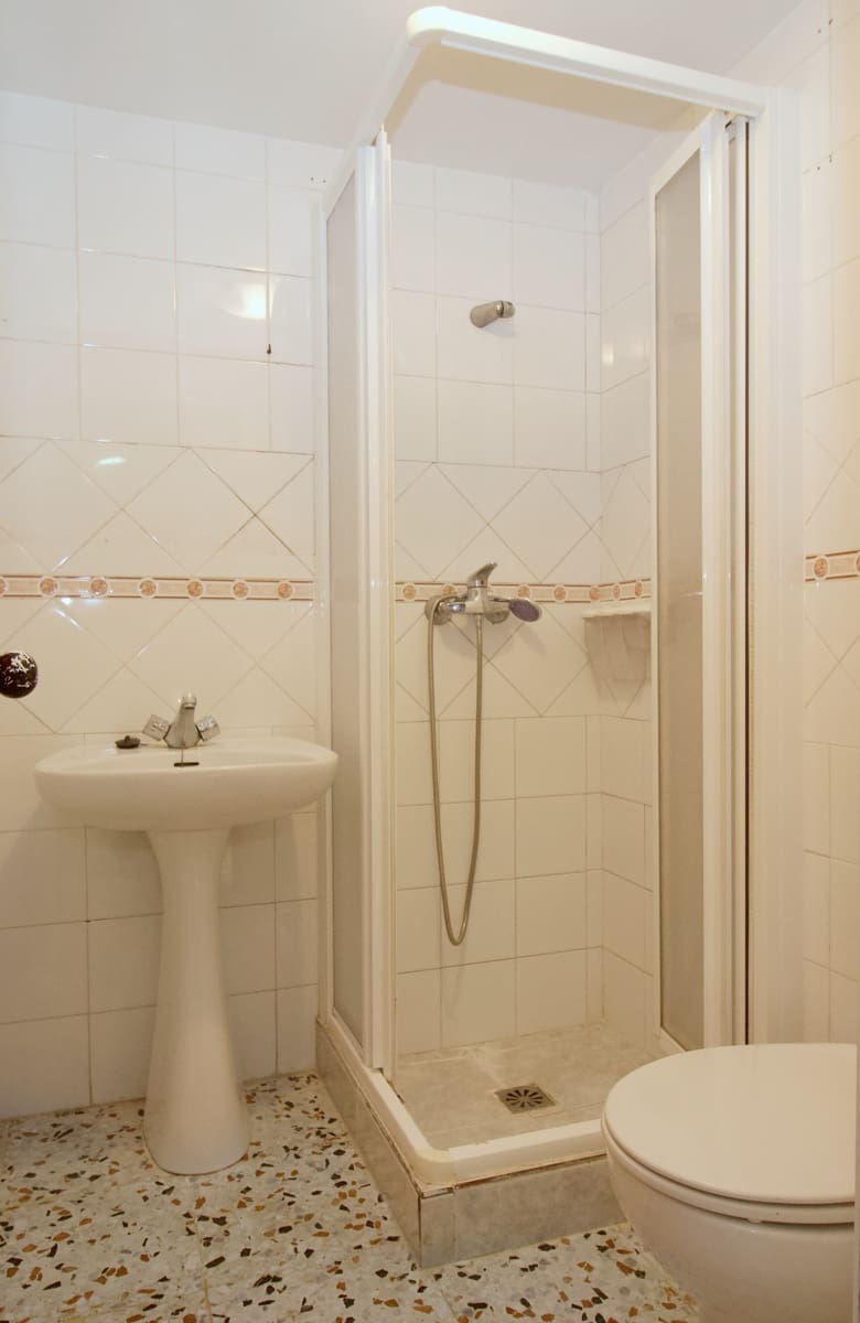 Chalet de 3 habitaciones en Coín en alquiler con piscina garaje - 1.750 € (Ref: 8279415)