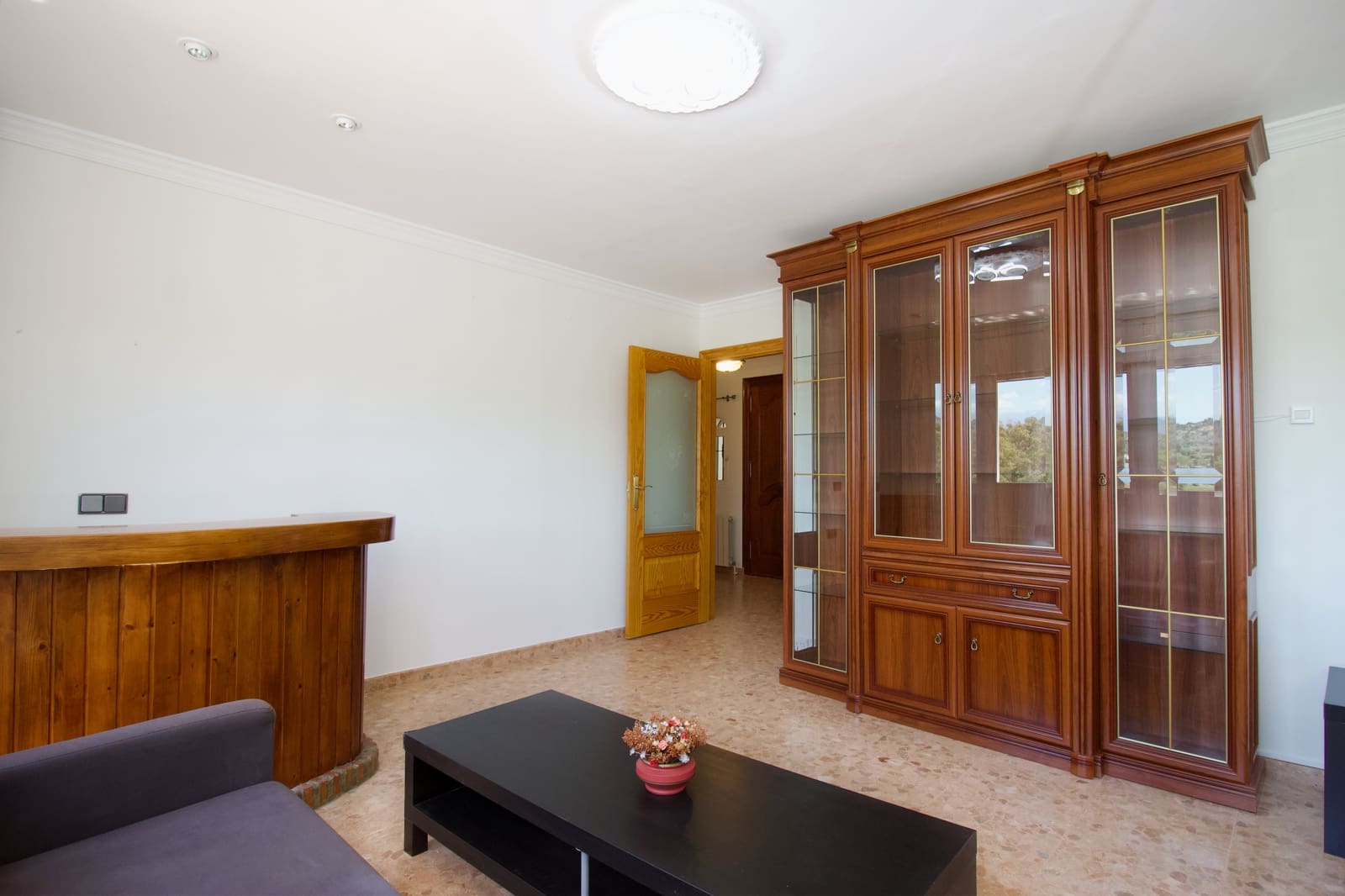 Chalet de 3 habitaciones en Coín en alquiler con piscina garaje - 1.750 € (Ref: 8279415)