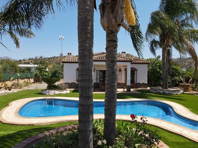 3 bedroom Finca/Country House for rent in Coín with pool - € 2,100 (Ref: 8371439)