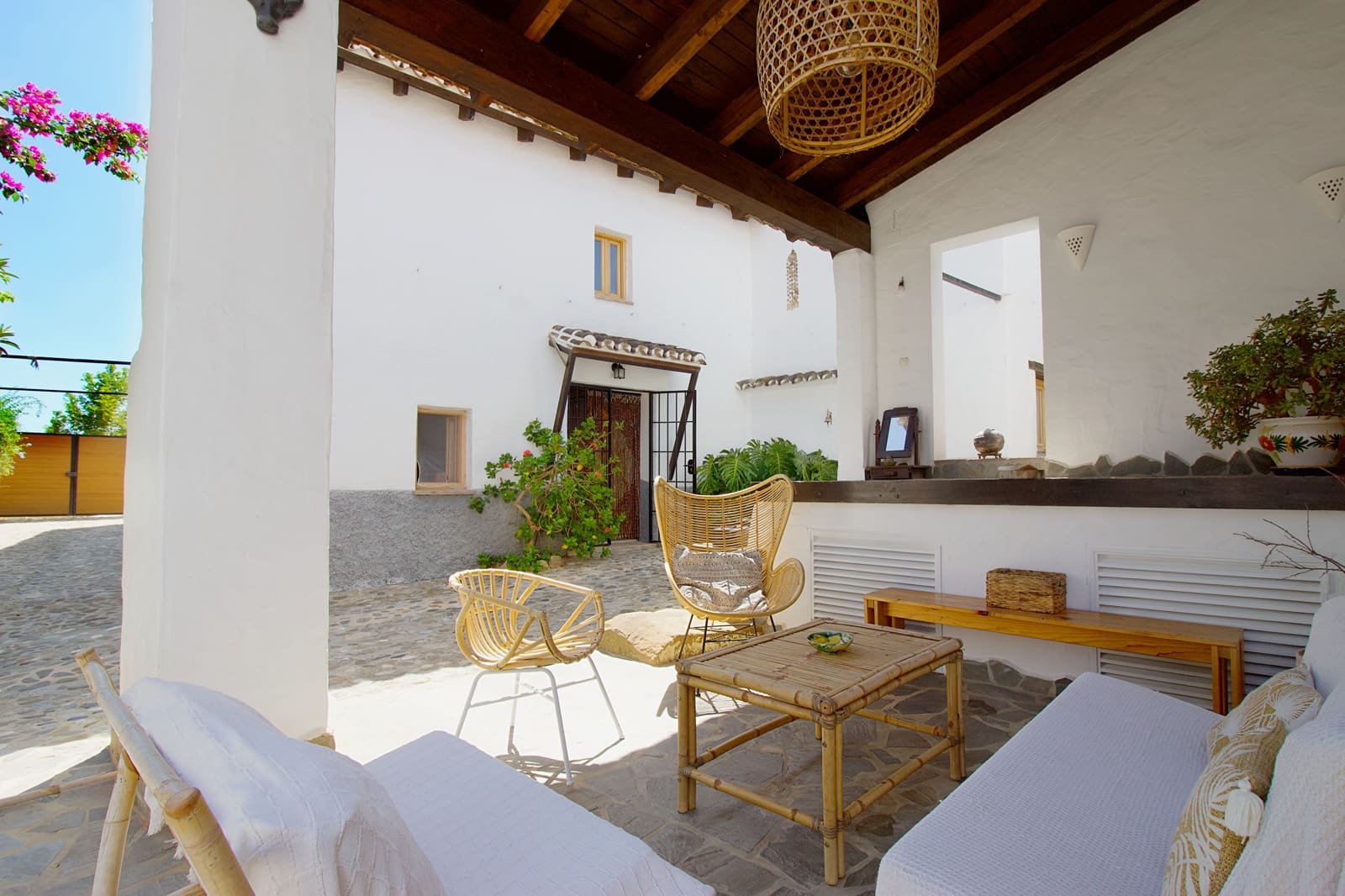 6 soveværelse Finca/Landehus til salg i Coin med swimmingpool garage - € 749.000 (Ref: 8501120)