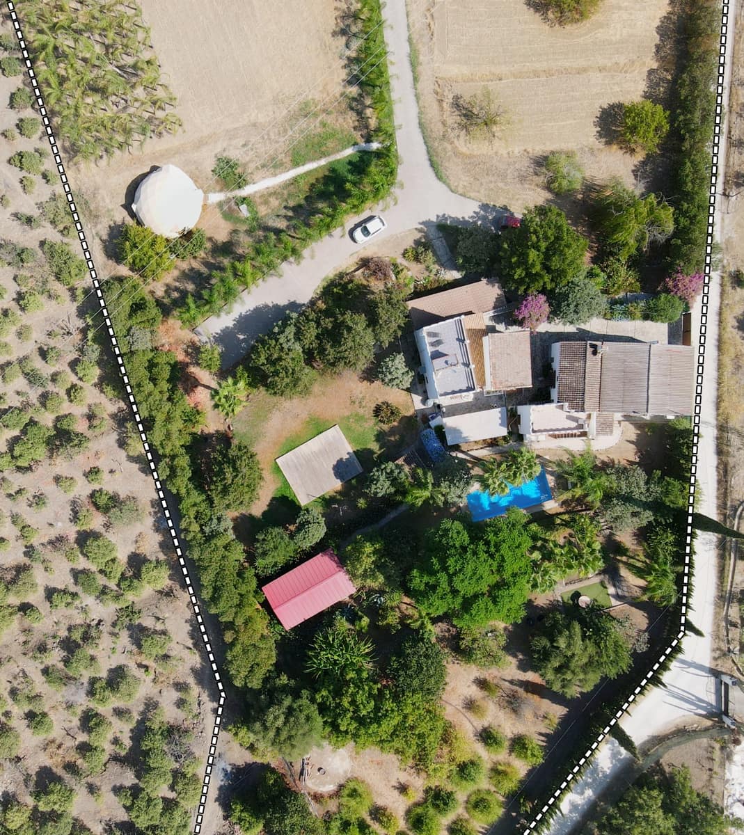 6 soveværelse Finca/Landehus til salg i Coin med swimmingpool garage - € 749.000 (Ref: 8501120)