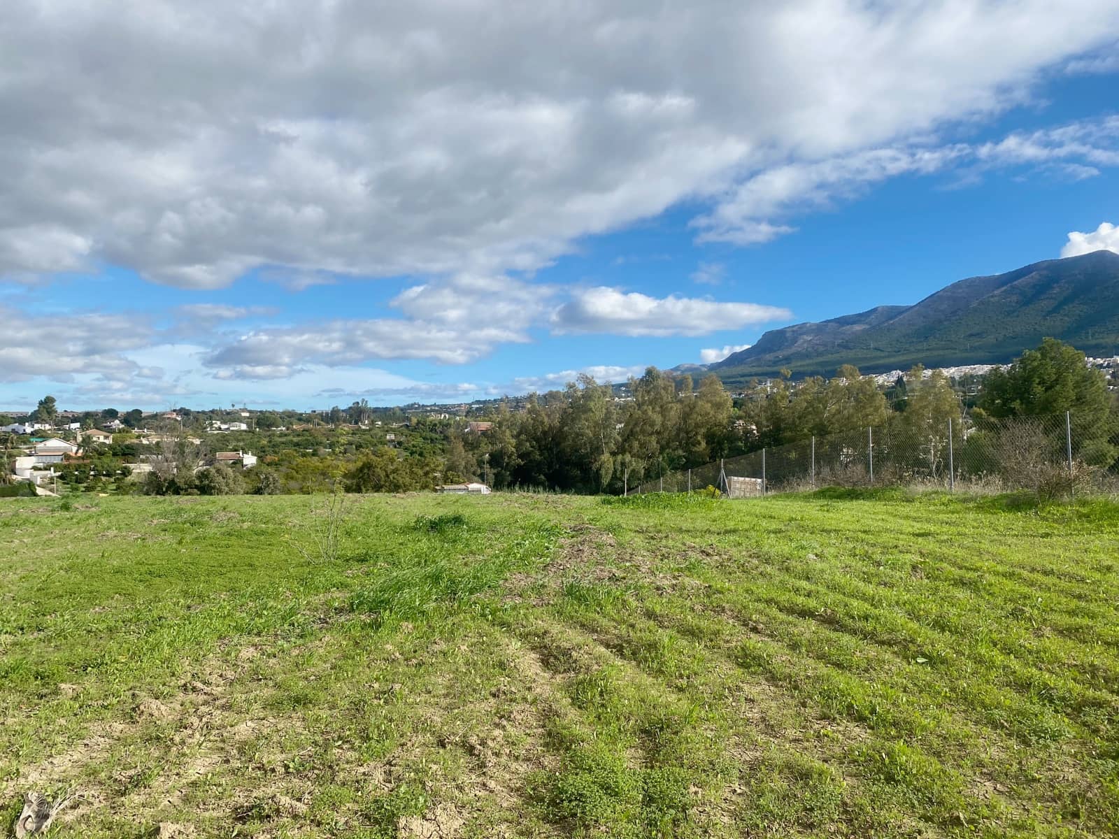 Grunde uden byggetilladelser til salg i Alhaurin el Grande - € 128.000 (Ref: 8657915)