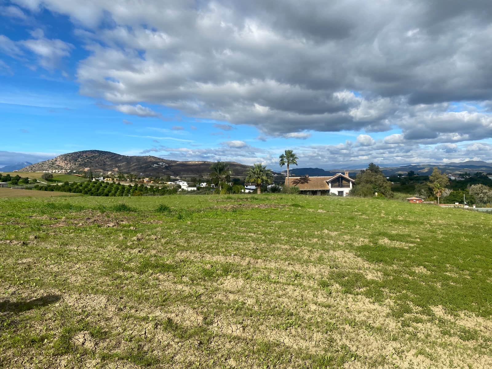 Grunde uden byggetilladelser til salg i Alhaurin el Grande - € 128.000 (Ref: 8657915)