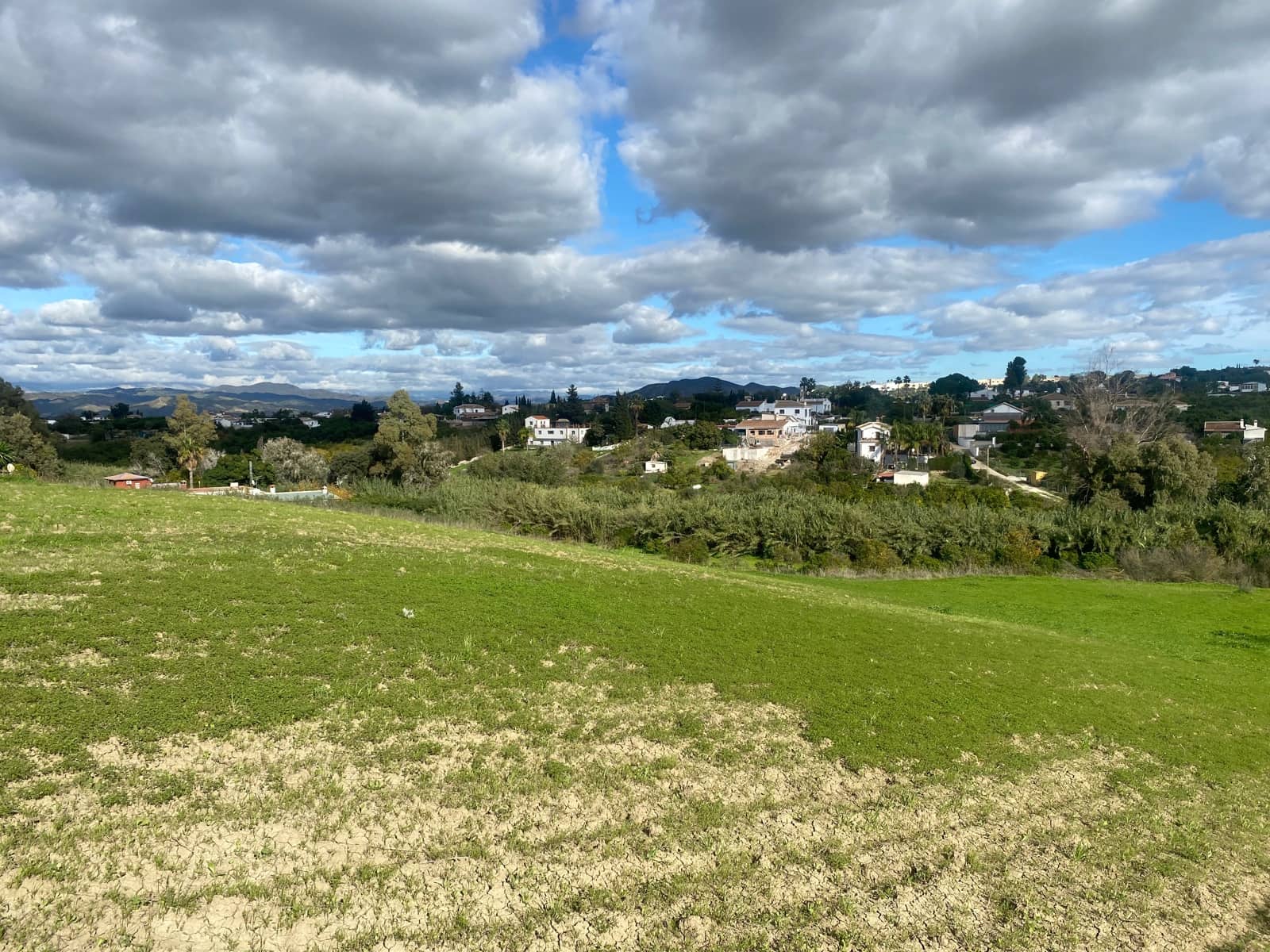 Grunde uden byggetilladelser til salg i Alhaurin el Grande - € 128.000 (Ref: 8657915)