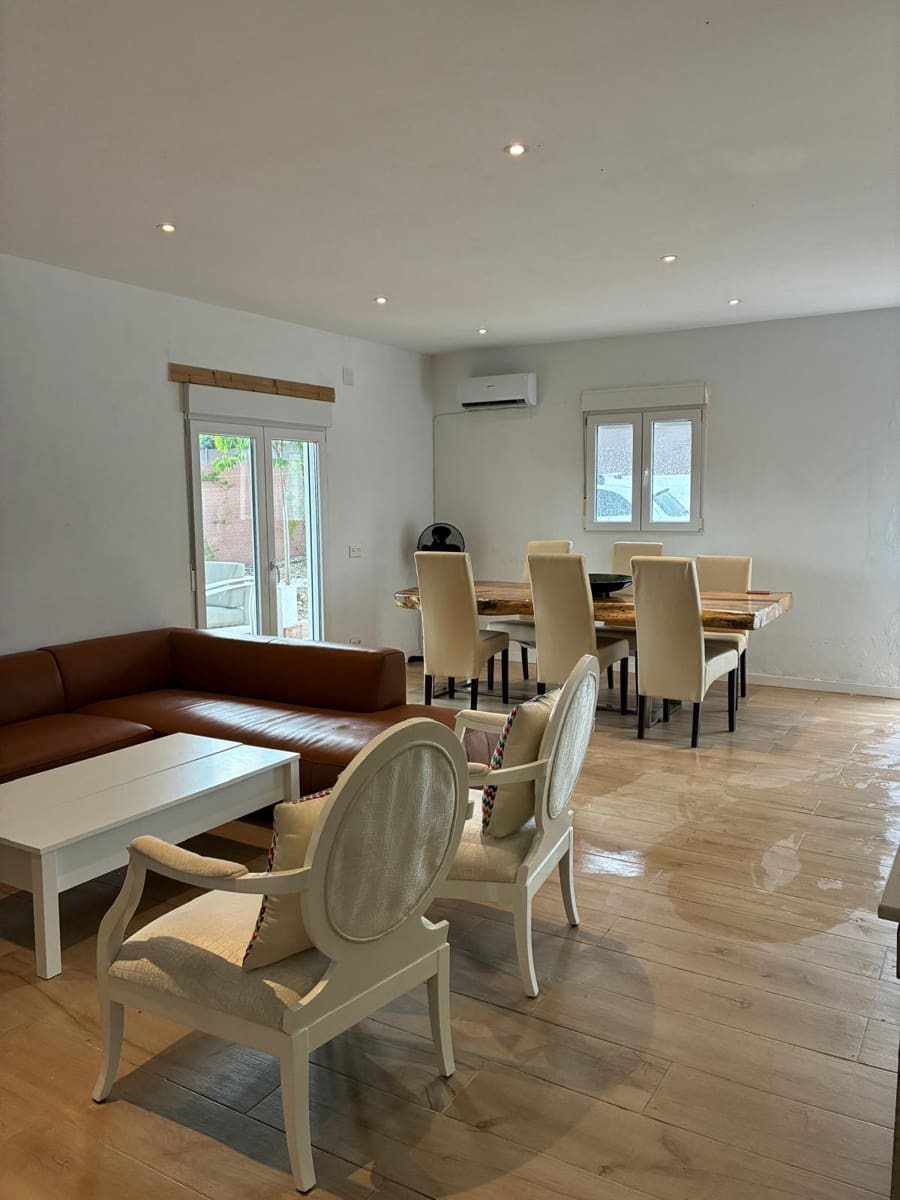 3 slaapkamer Finca/Landhuis te huur in Coin met garage - € 1.600 (Ref: 8661491)