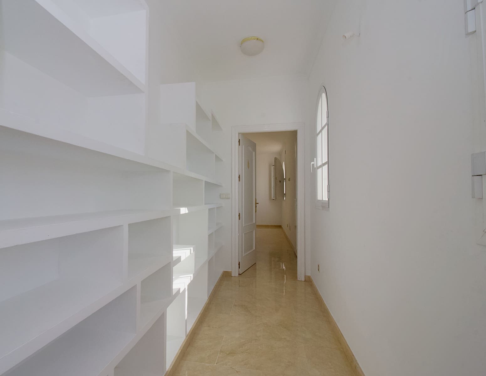 5 soveværelse Villa til salg i Alhaurin el Grande med swimmingpool garage - € 950.000 (Ref: 8676208)