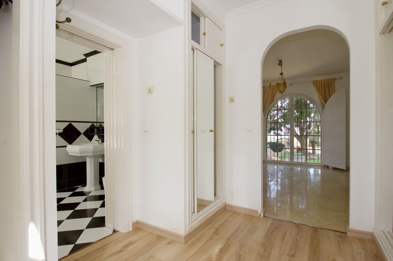 5 soveværelse Villa til salg i Alhaurin el Grande med swimmingpool garage - € 950.000 (Ref: 8676208)