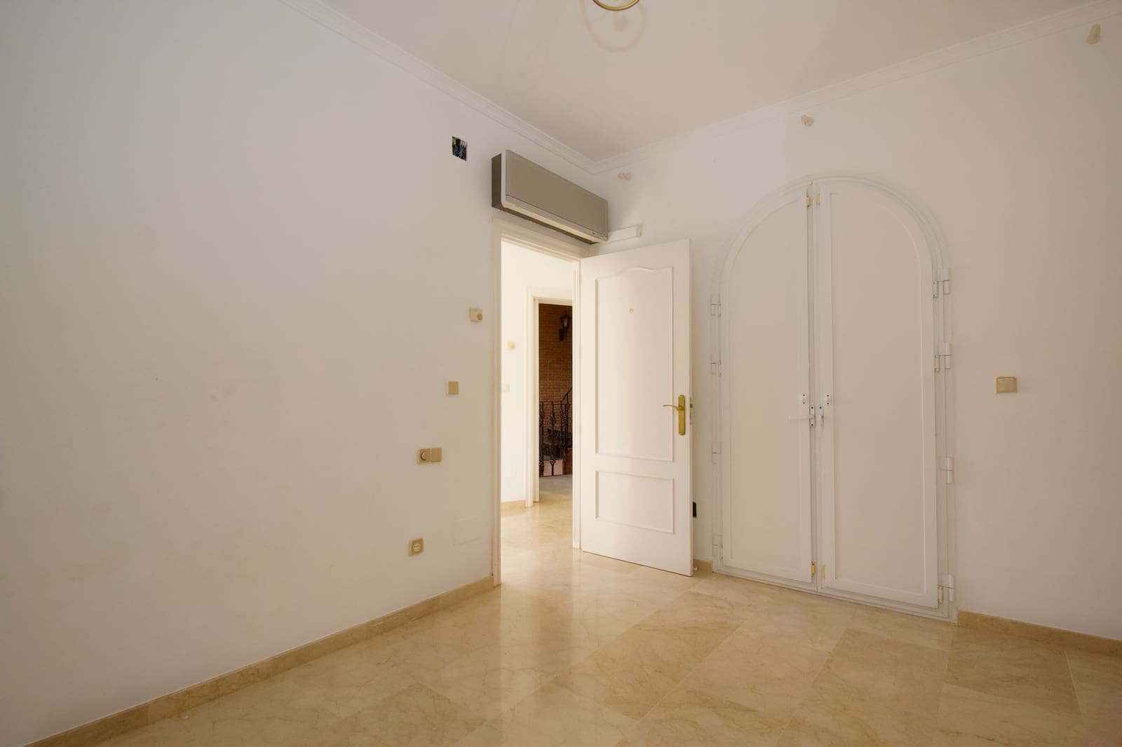 5 soveværelse Villa til salg i Alhaurin el Grande med swimmingpool garage - € 950.000 (Ref: 8676208)