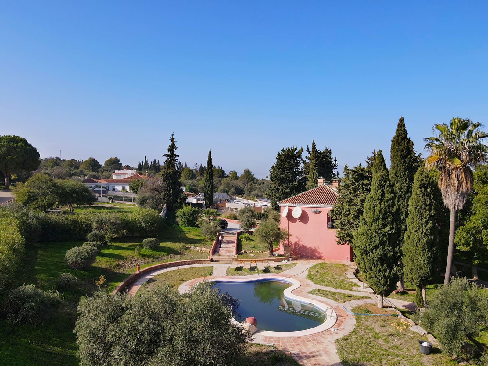 5 soveværelse Villa til salg i Alhaurin el Grande med swimmingpool garage - € 950.000 (Ref: 8676208)