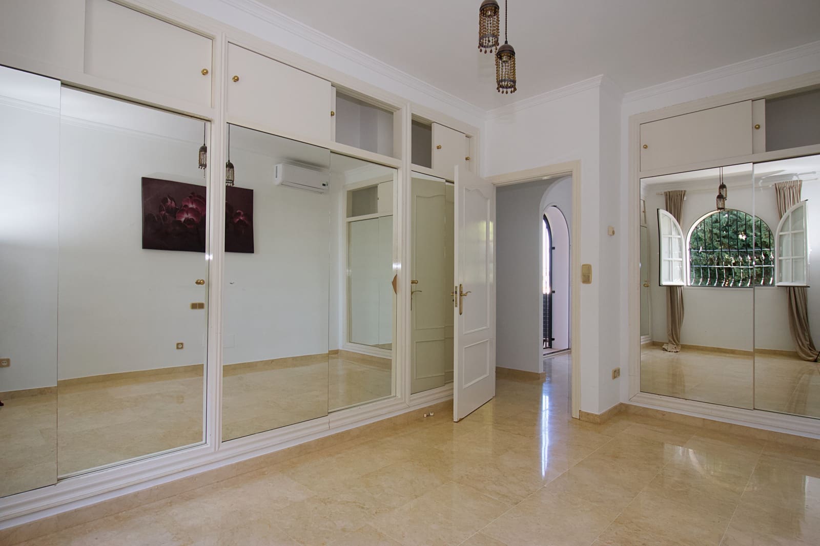 5 soveværelse Villa til salg i Alhaurin el Grande med swimmingpool garage - € 950.000 (Ref: 8676208)