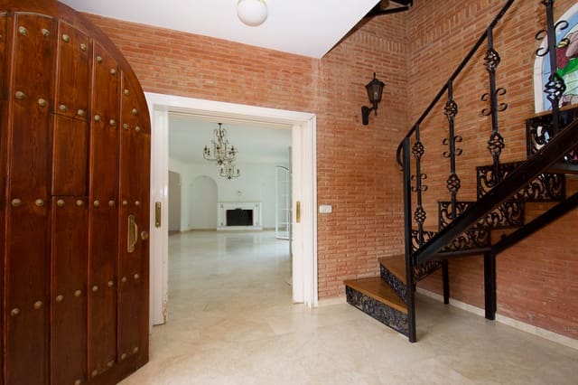 5 sypialnia Willa na sprzedaż w Alhaurín el Grande z basenem garażem - 950 000 € (Ref: 8676208)