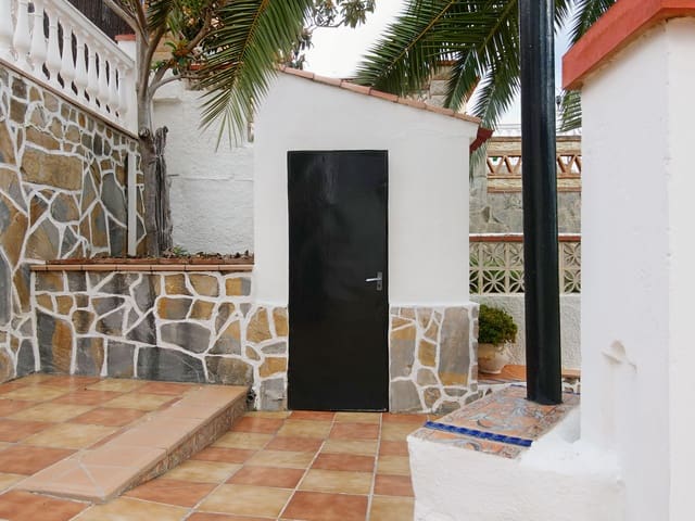 4 soveværelse Villa til salg i Coín med swimmingpool garage - € 550.000 (Ref: 8698404)